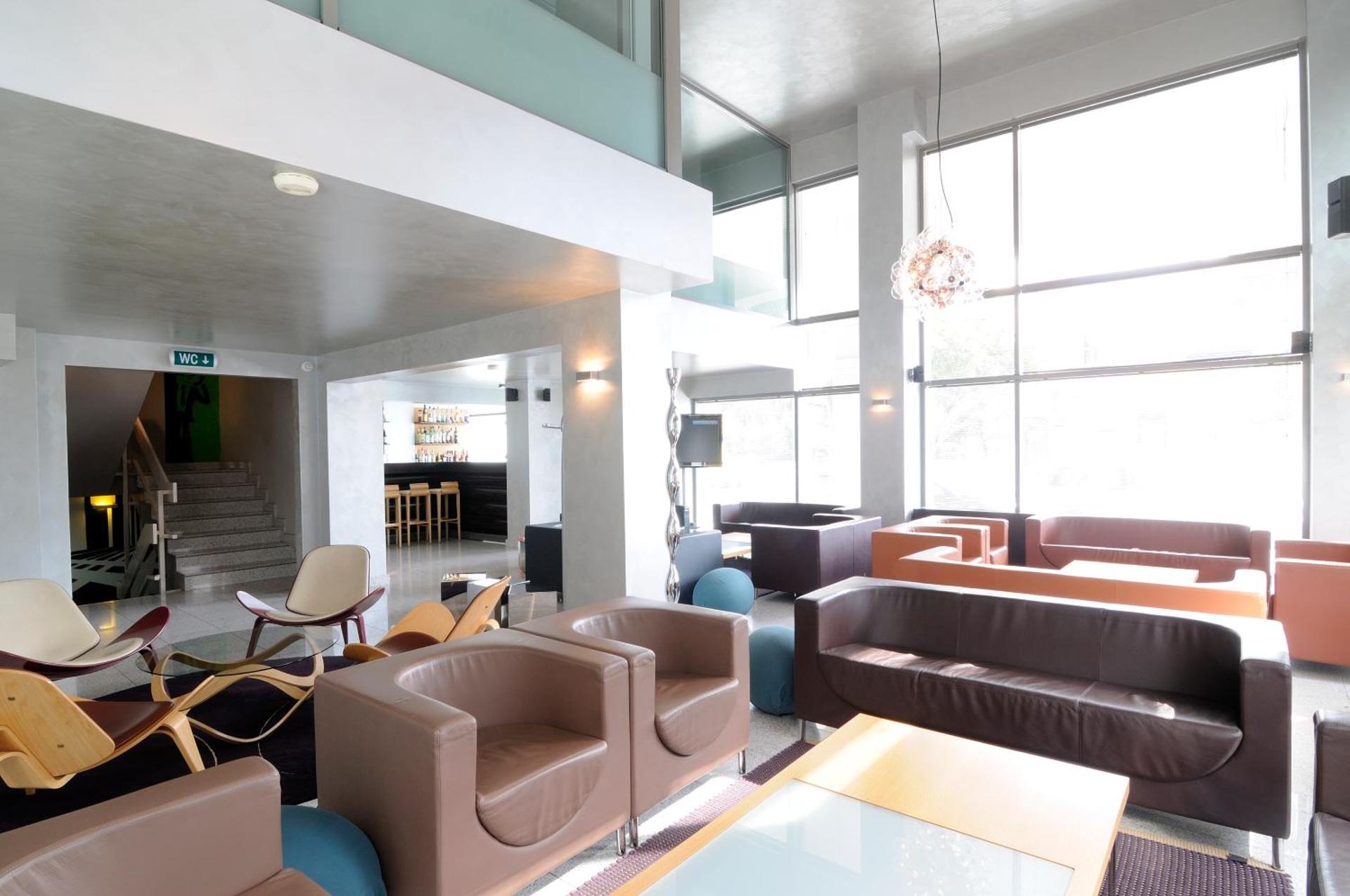 Maniatis Hotel - Photo 30