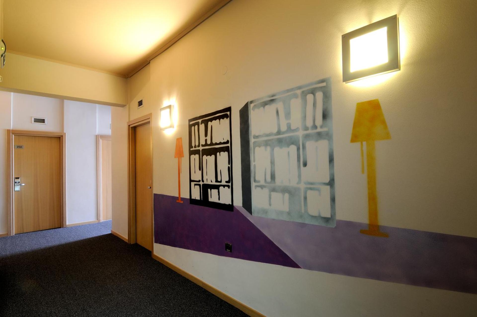 Maniatis Hotel - Photo 5