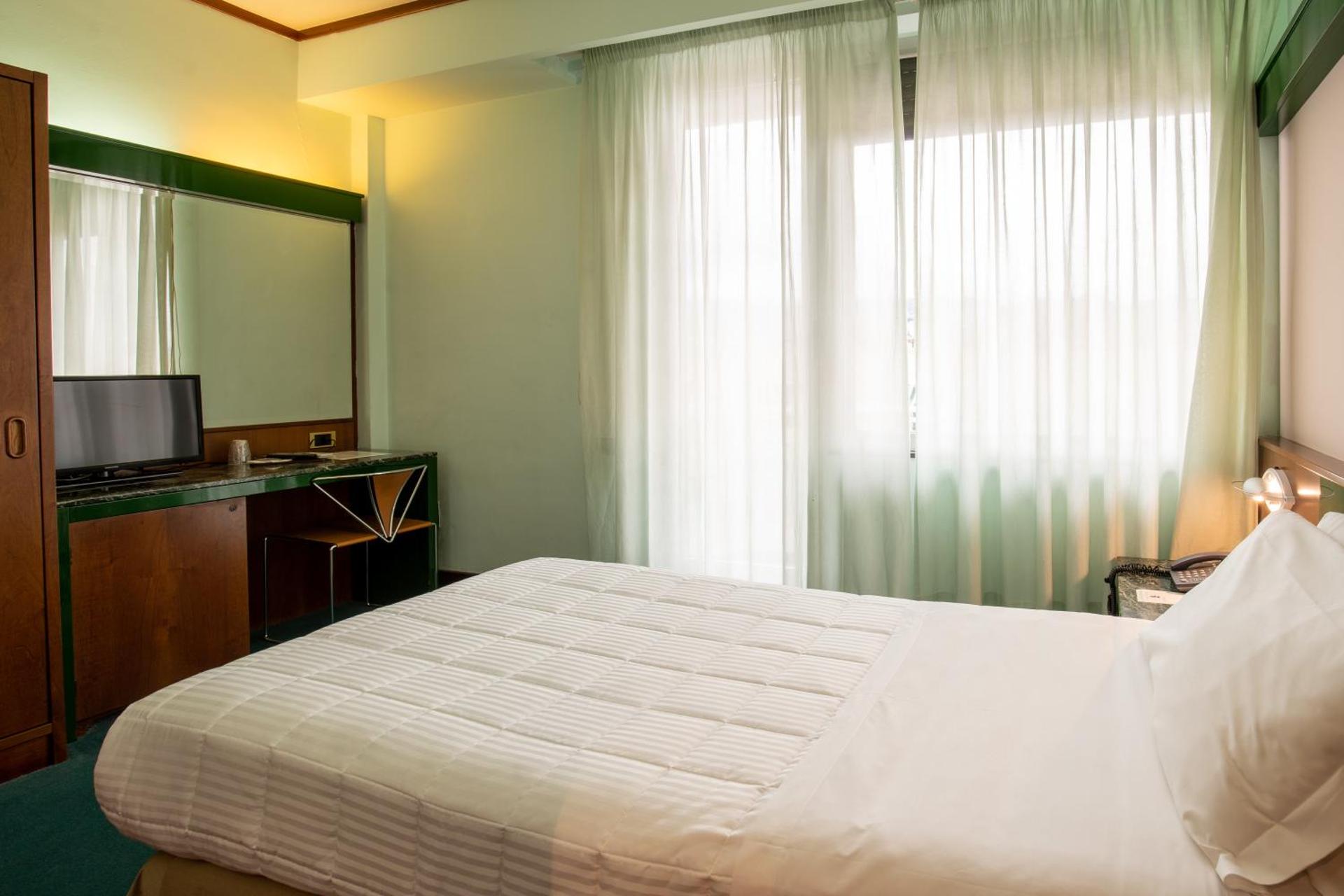 Hotel Royal Palace - Photo 70