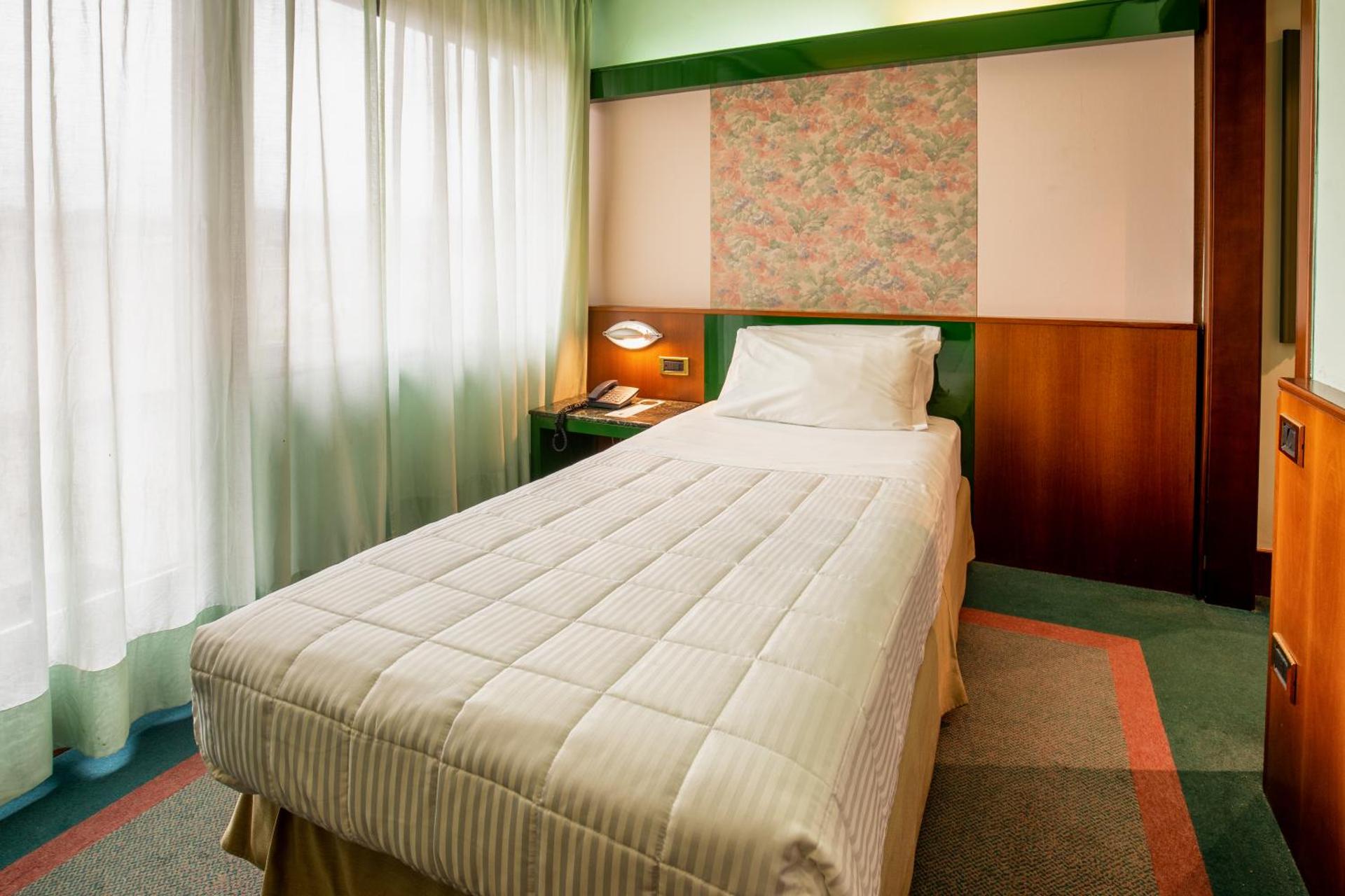 Hotel Royal Palace - Photo 71