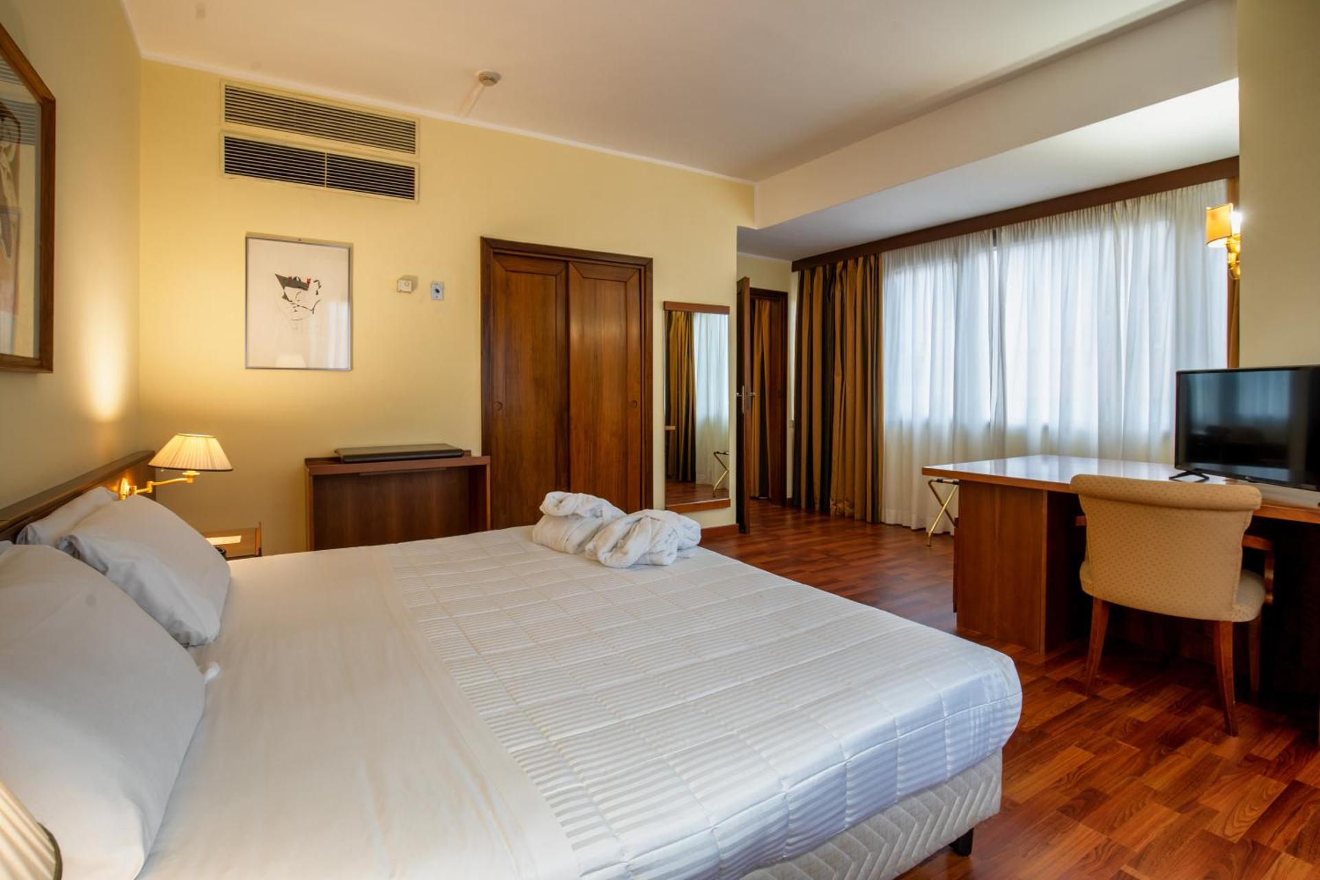 Hotel Royal Palace - Photo 52