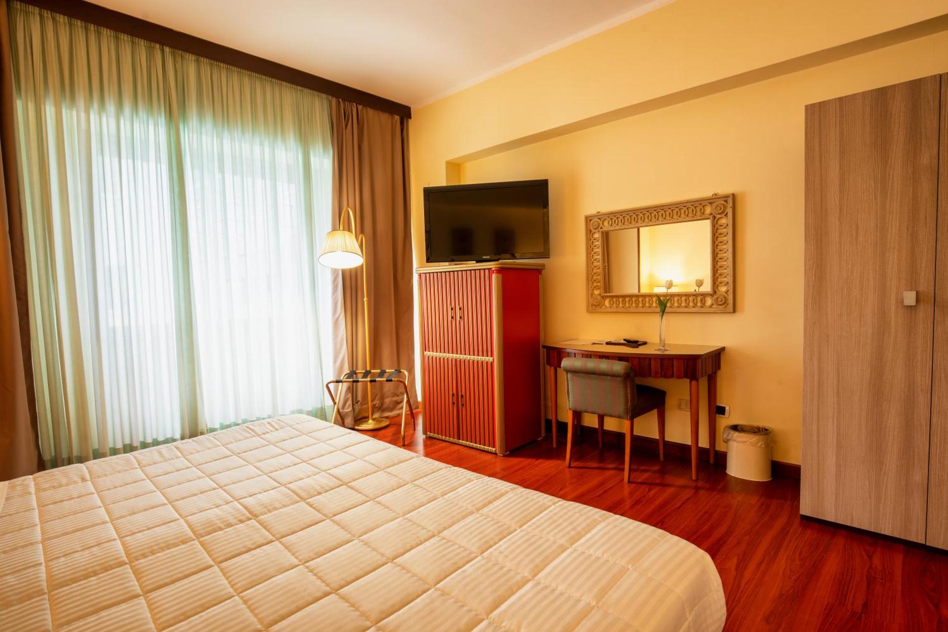 Hotel Royal Palace - Photo 56