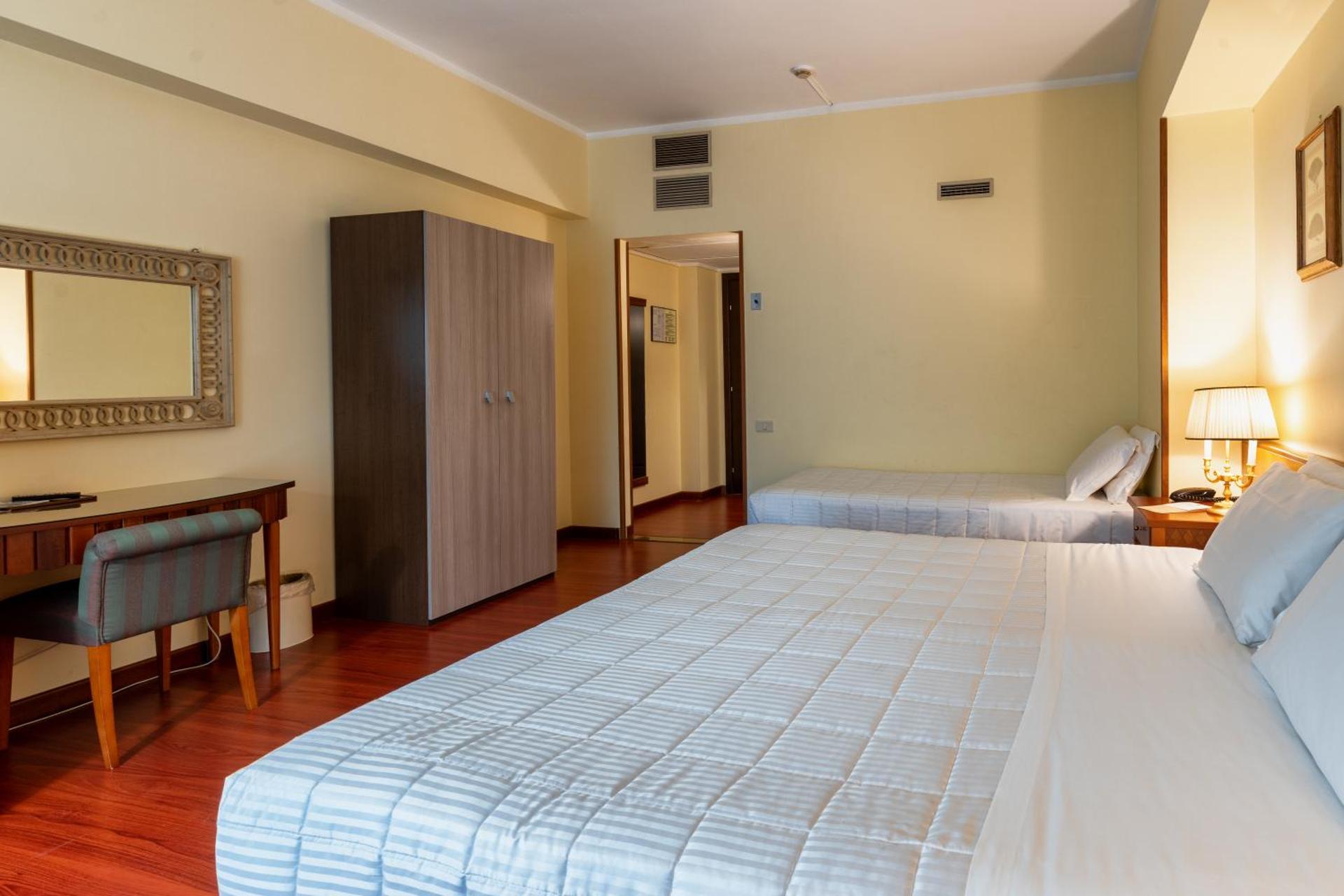 Hotel Royal Palace - Photo 54