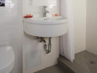 The Moore, New York City, a Member of Design Hotels - Photo 16