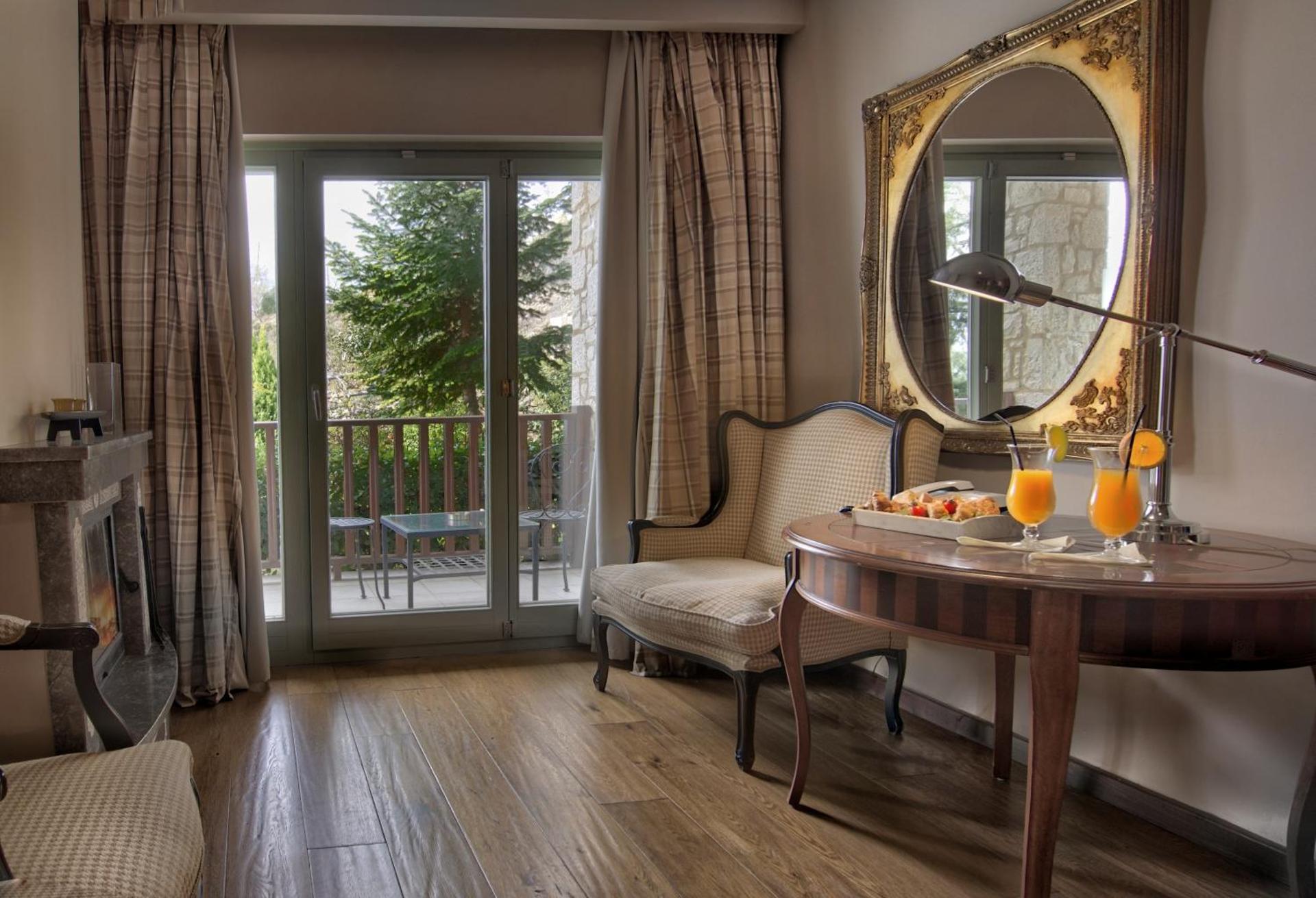 Aegli Arachova - Photo 12