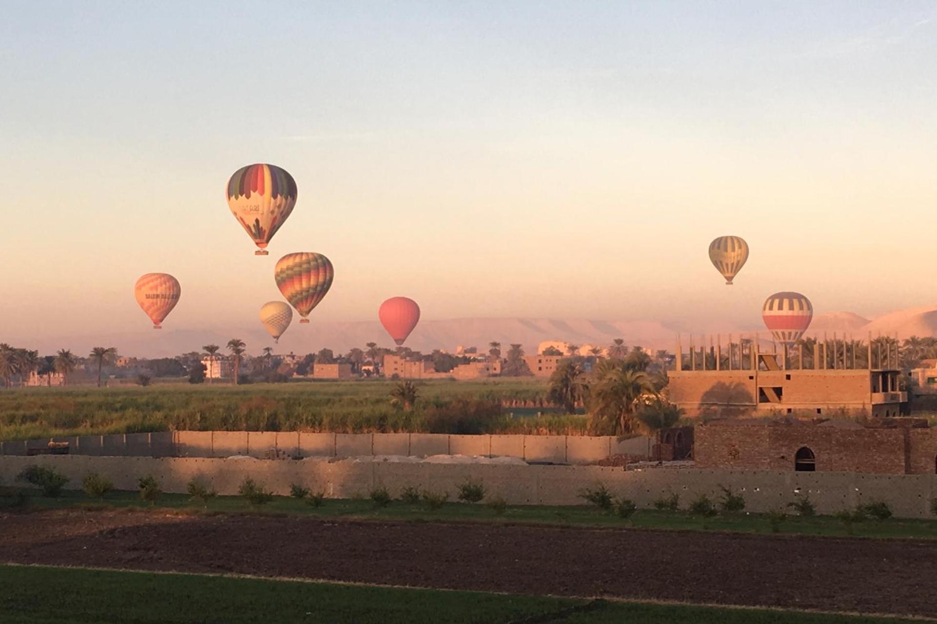 New Memnon Hotel - Photo 53