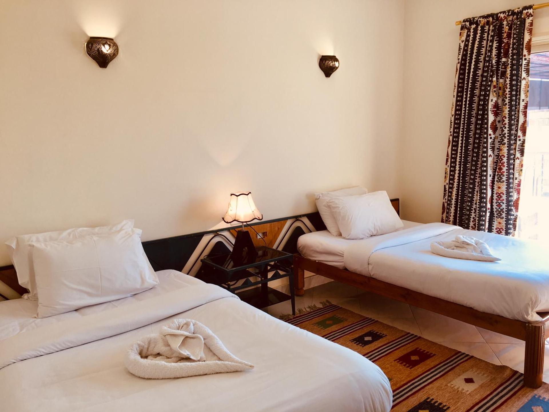 New Memnon Hotel - Photo 14