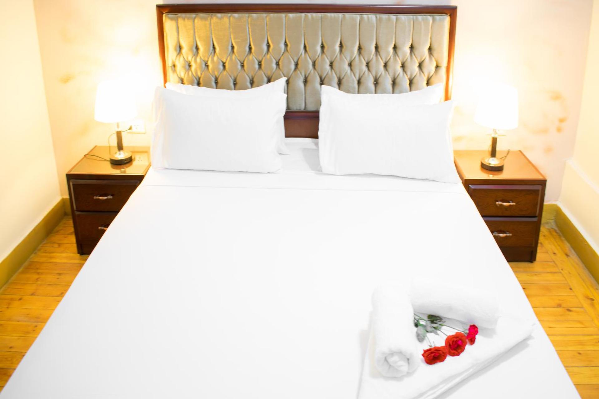 Golden Palace Hotel - Photo 19