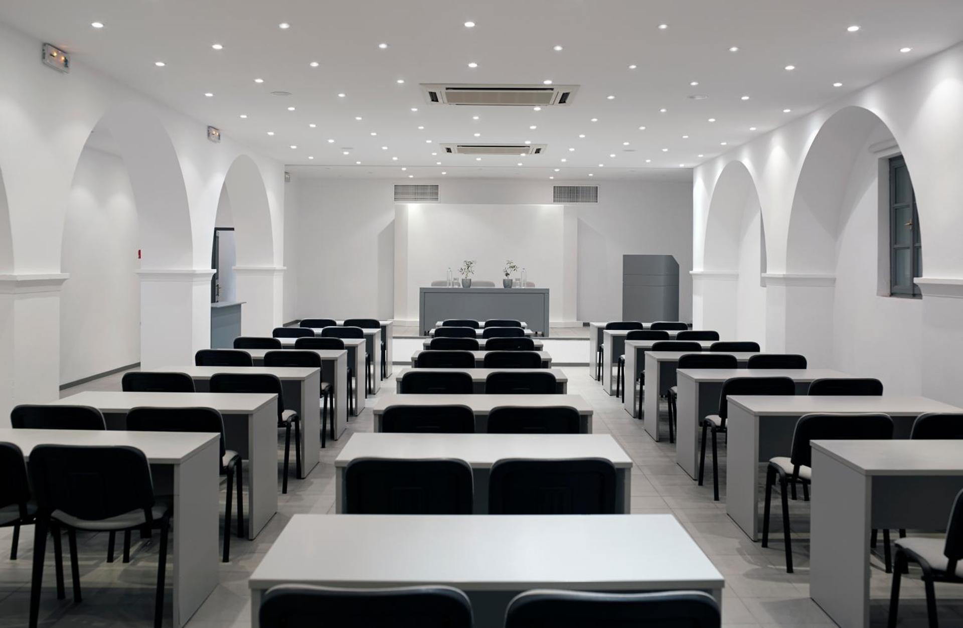 Santorini Kastelli Resort - Photo 8