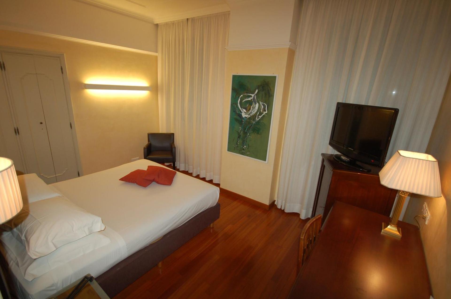 Astoria Hotel Italia - Photo 49