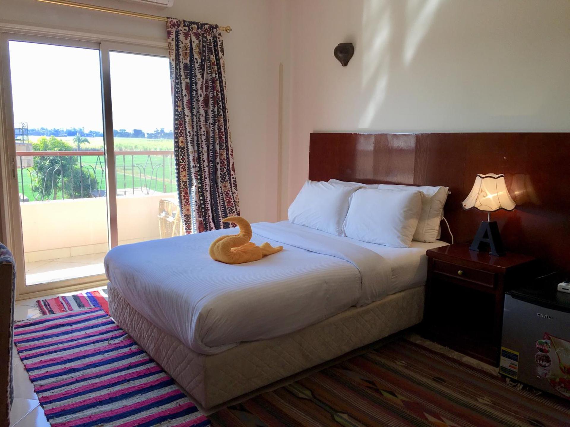 New Memnon Hotel - Photo 10