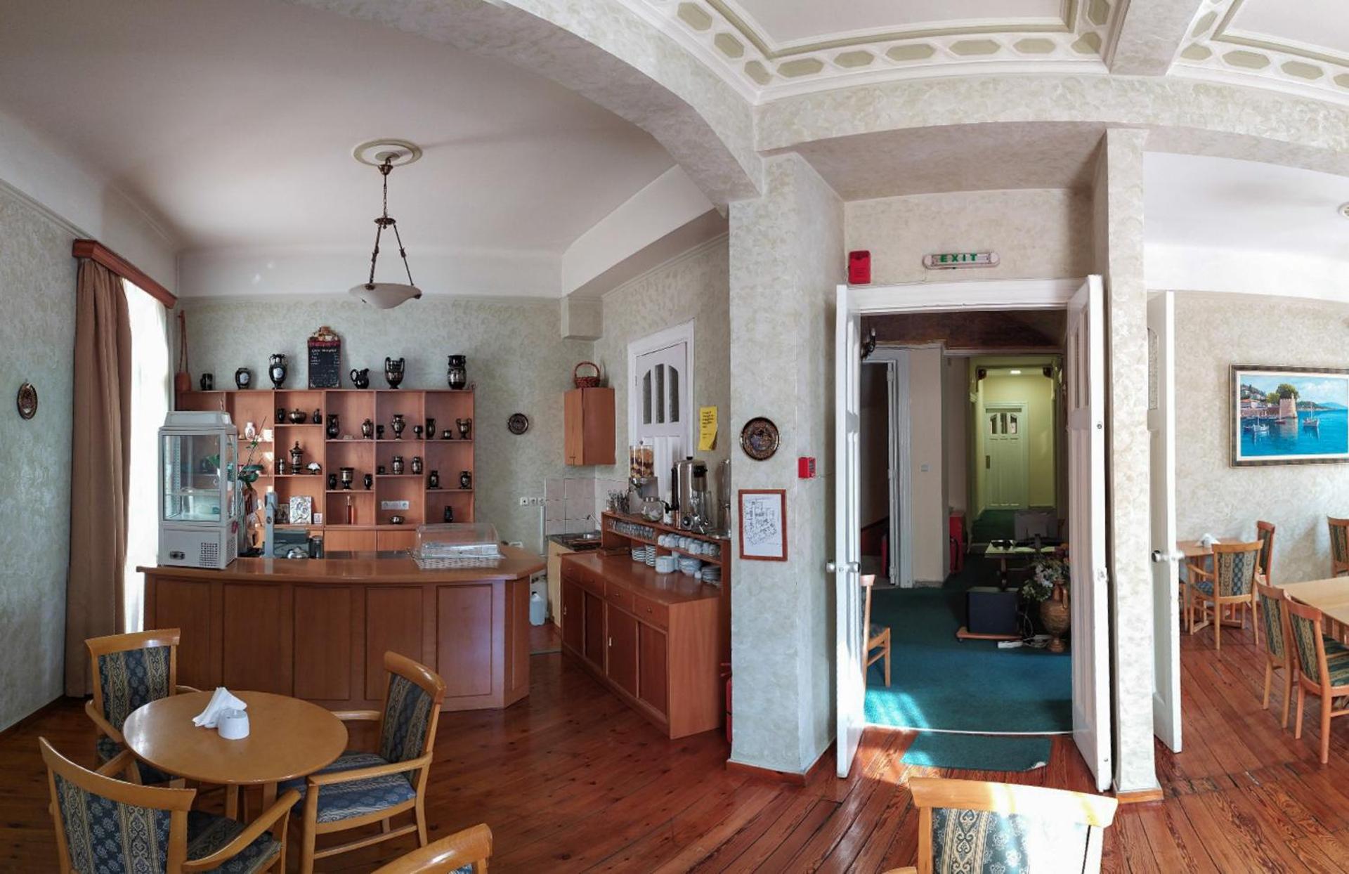 Cecil Hotel - Photo 14