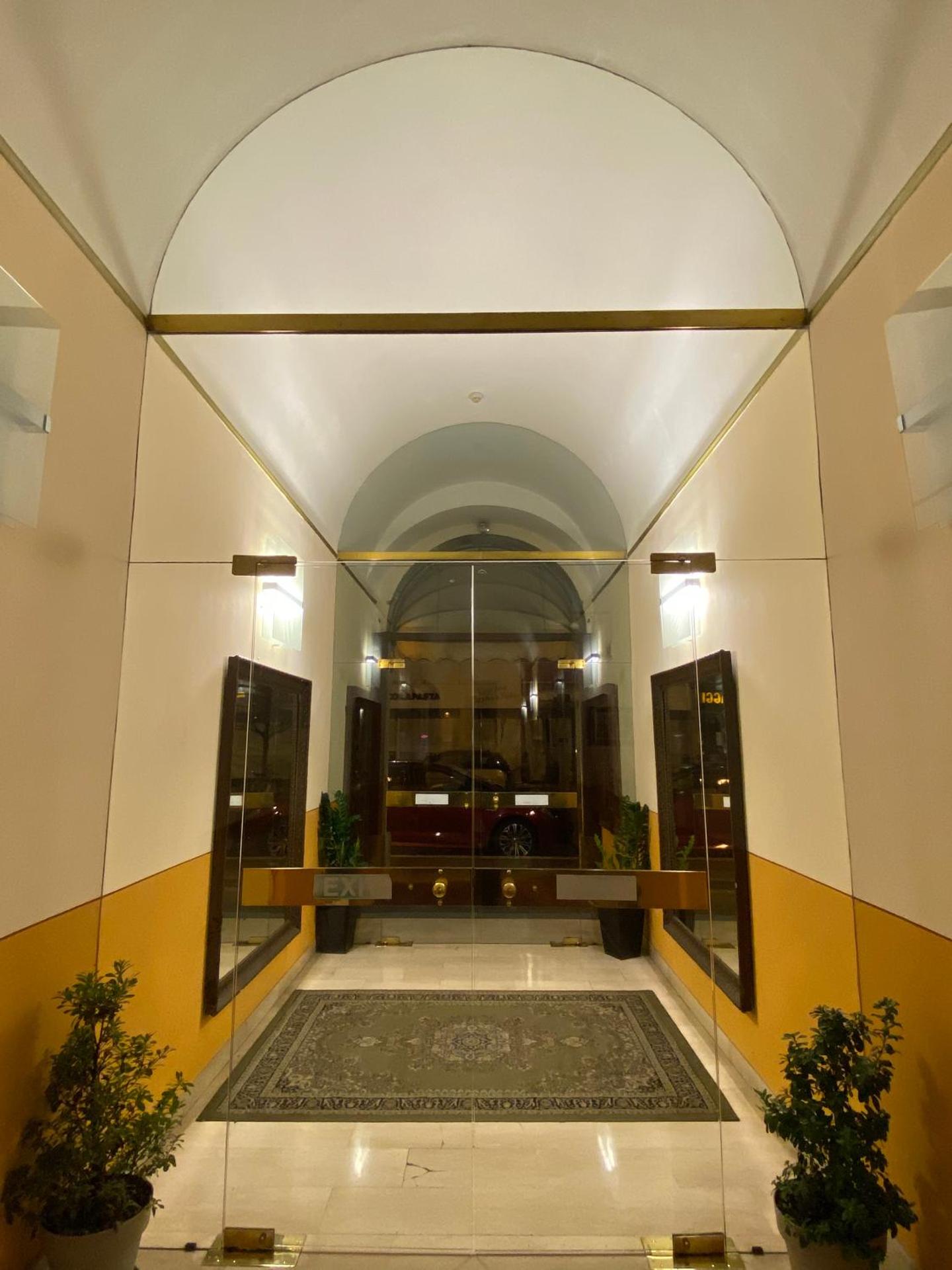 Vogue Hotel Arezzo - Photo 18