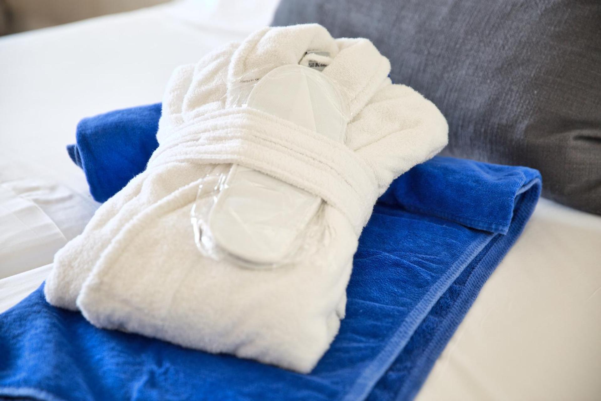 Blue Sky City Beach Hotel - Photo 11