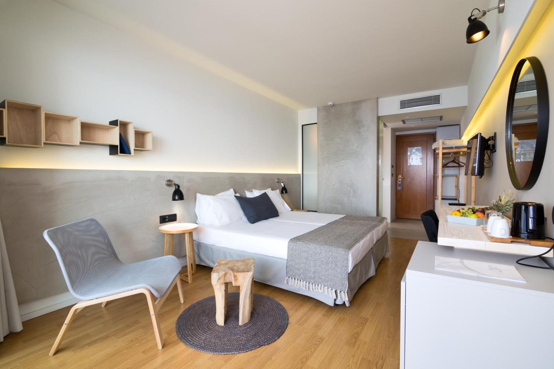 Blue Sky City Beach Hotel - Photo 8