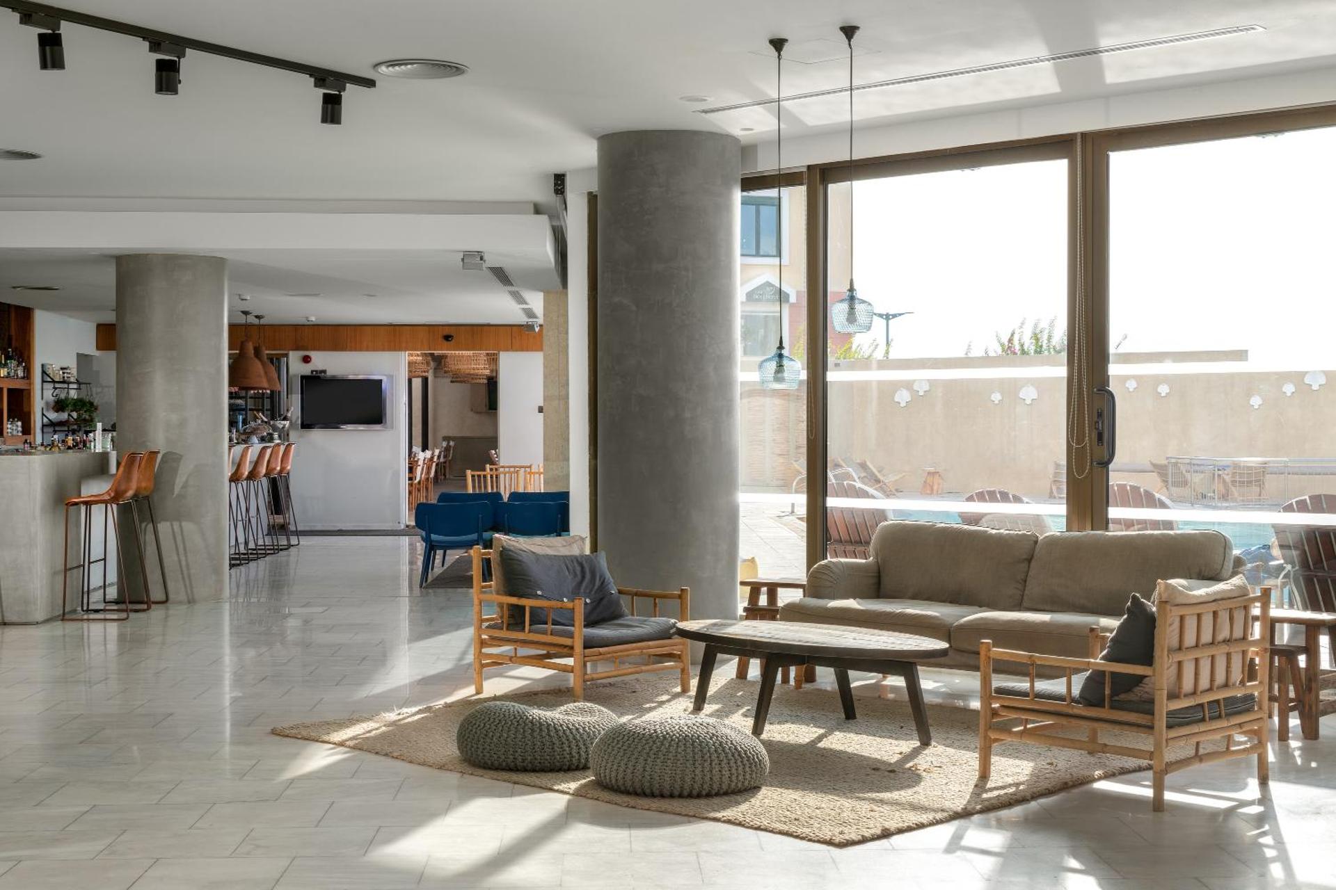 Blue Sky City Beach Hotel - Photo 46