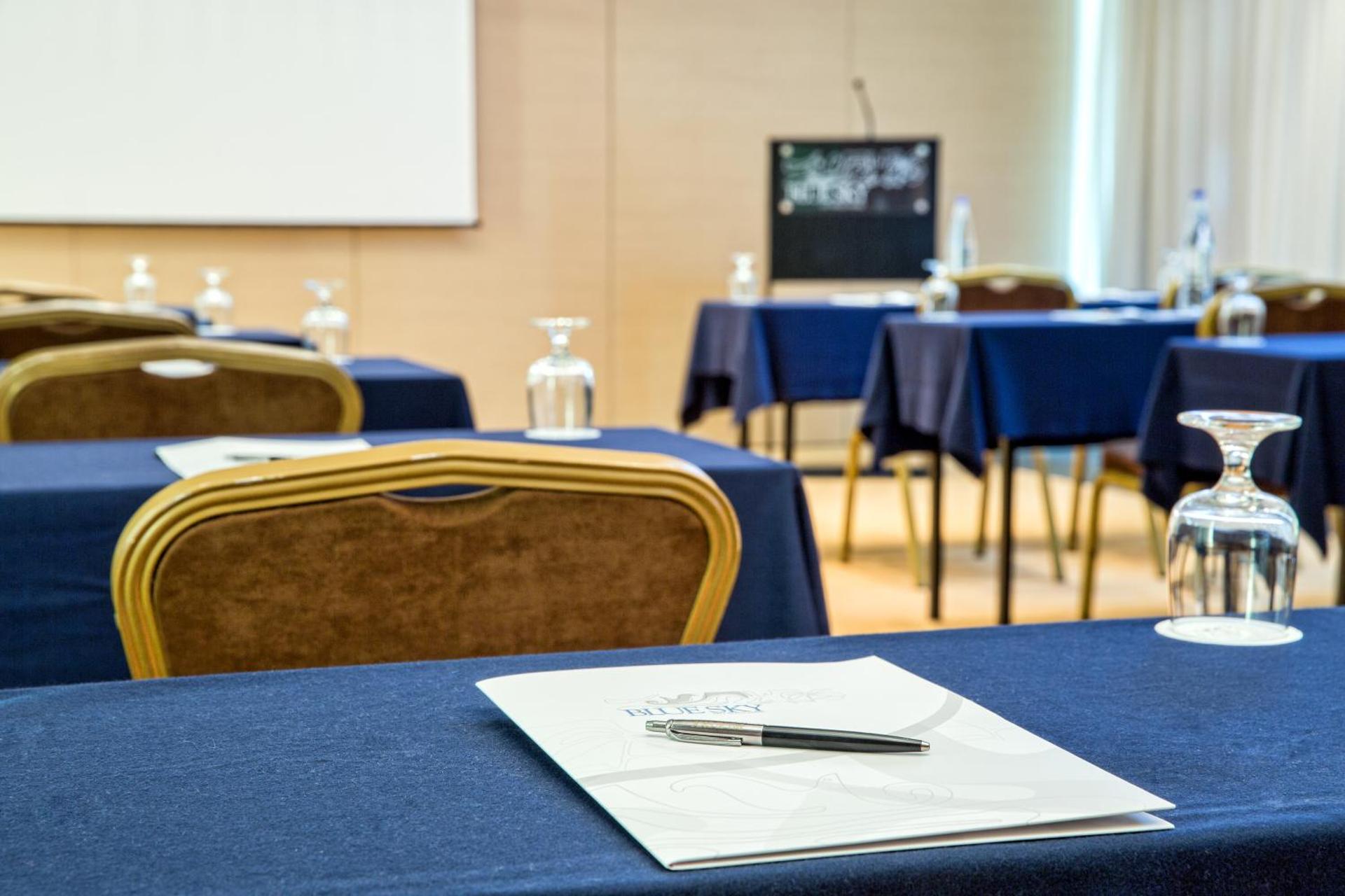 Blue Sky City Beach Hotel - Photo 60