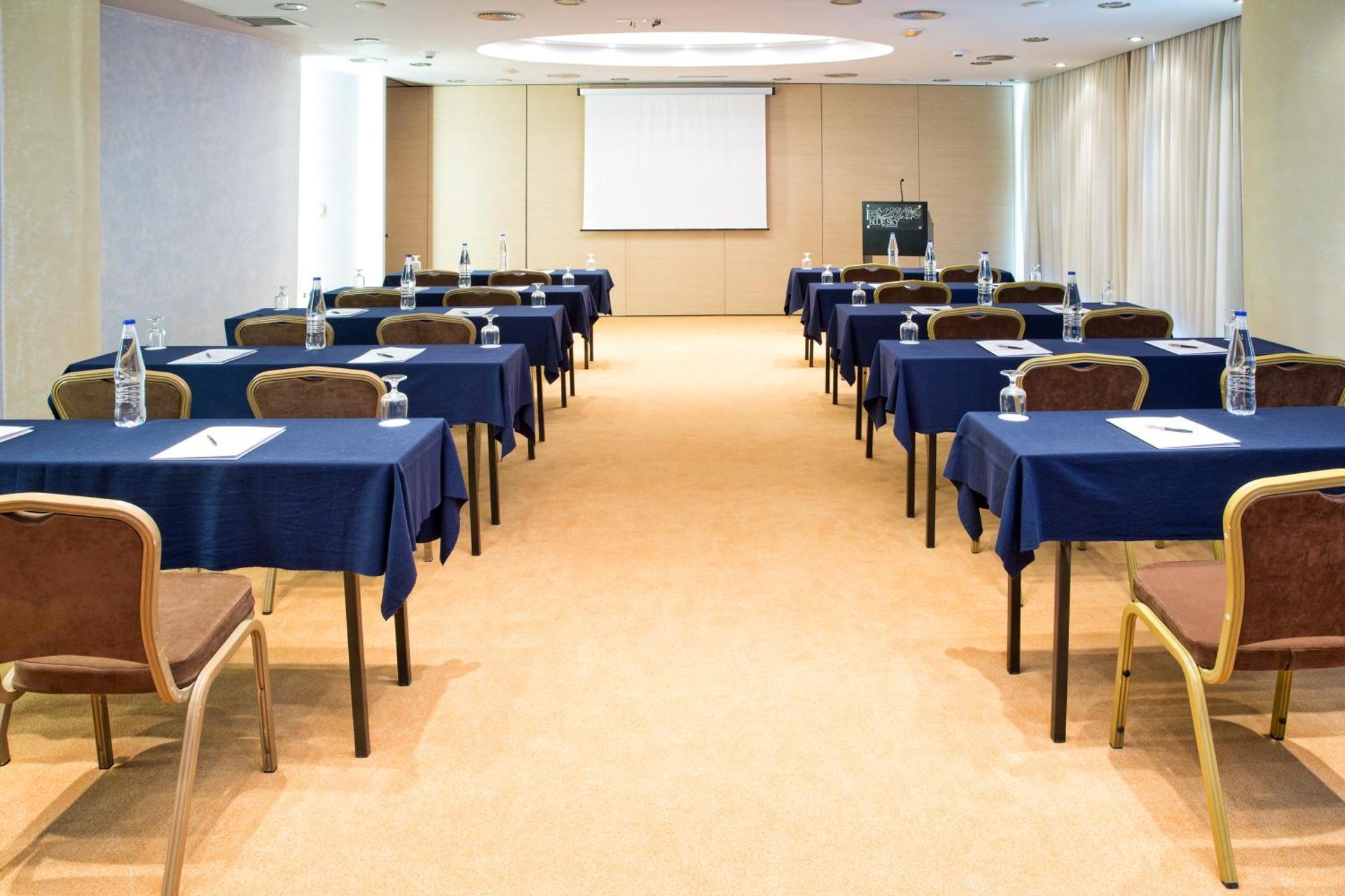 Blue Sky City Beach Hotel - Photo 61