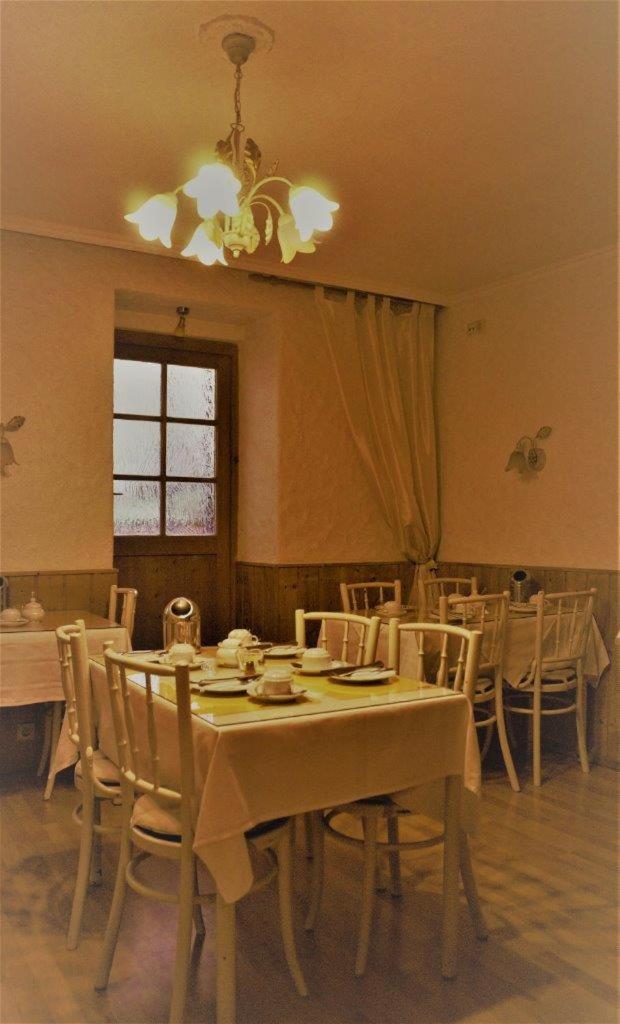 Hotel Atlanta - Photo 8