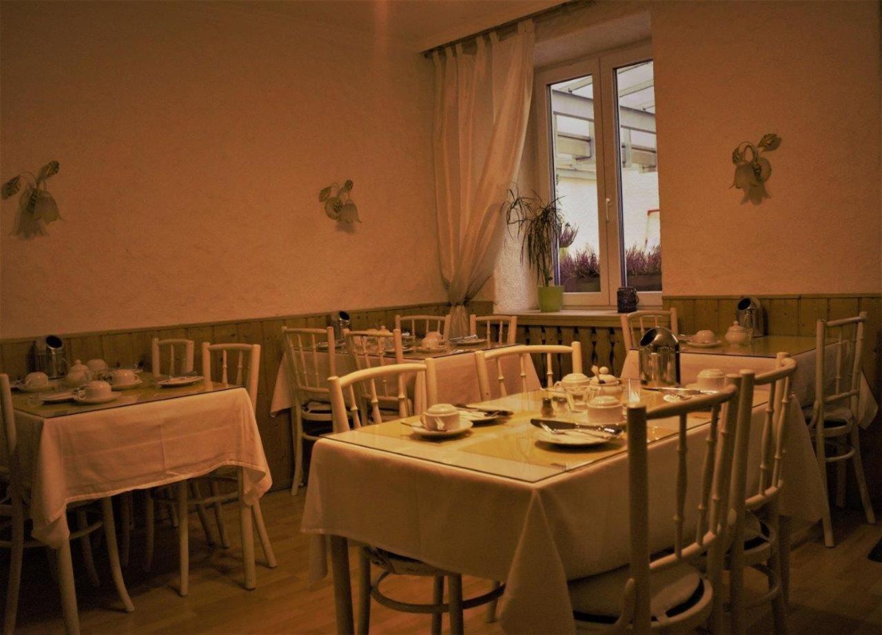 Hotel Atlanta - Photo 10