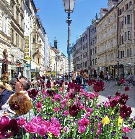 Hotel Atlanta - Photo 9