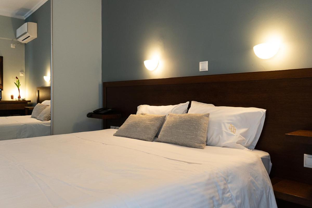 HOTEL HILL - Photo 13