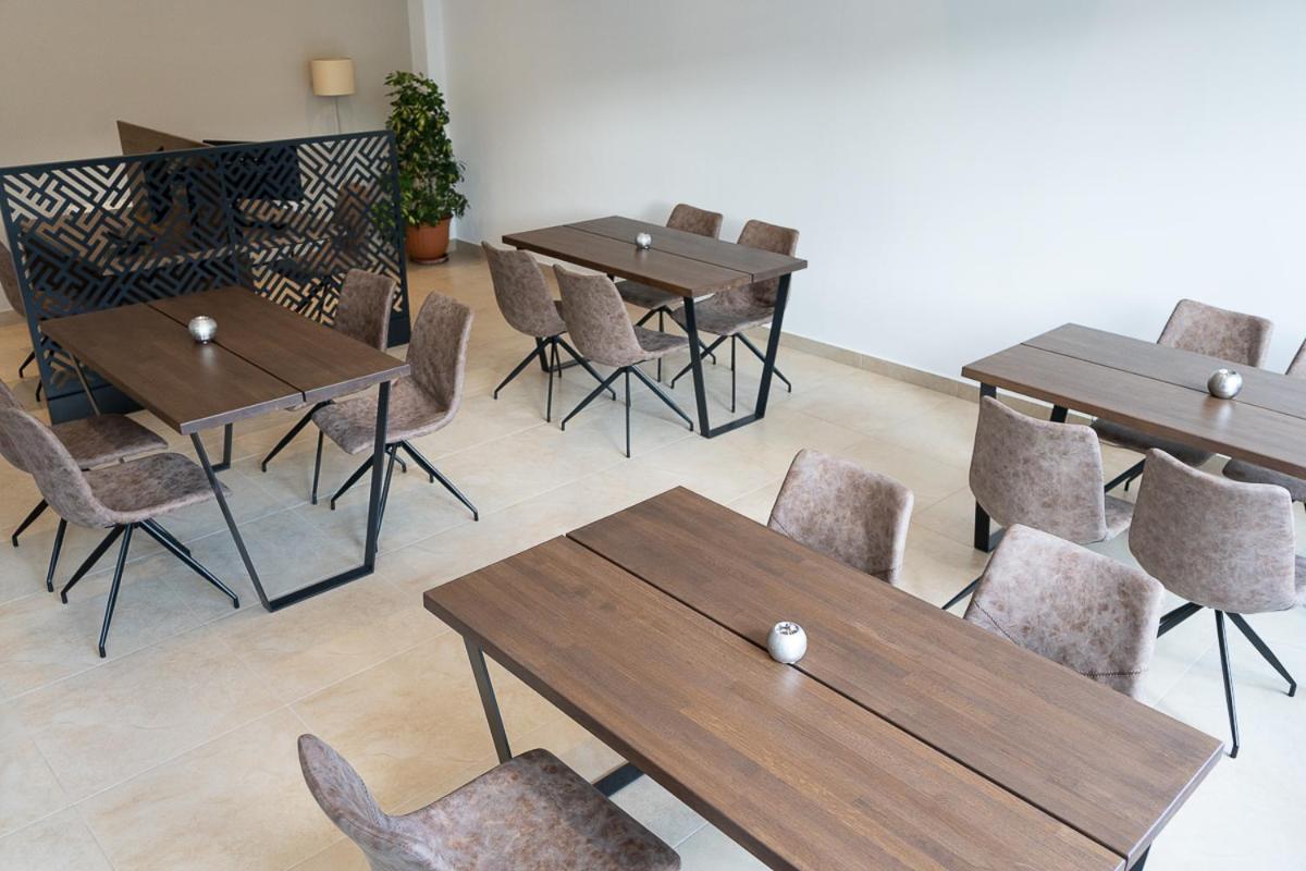 HOTEL HILL - Photo 54