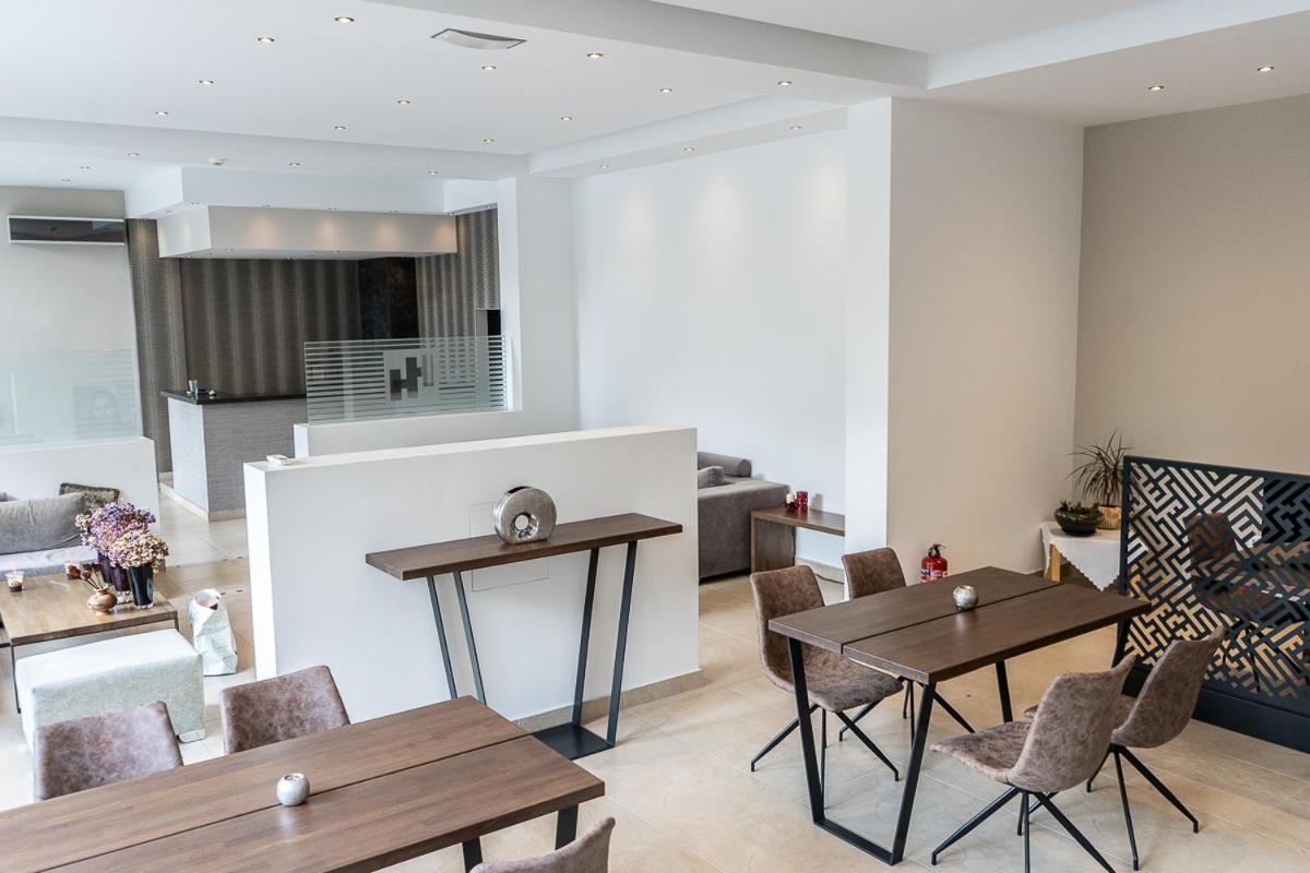 HOTEL HILL - Photo 58