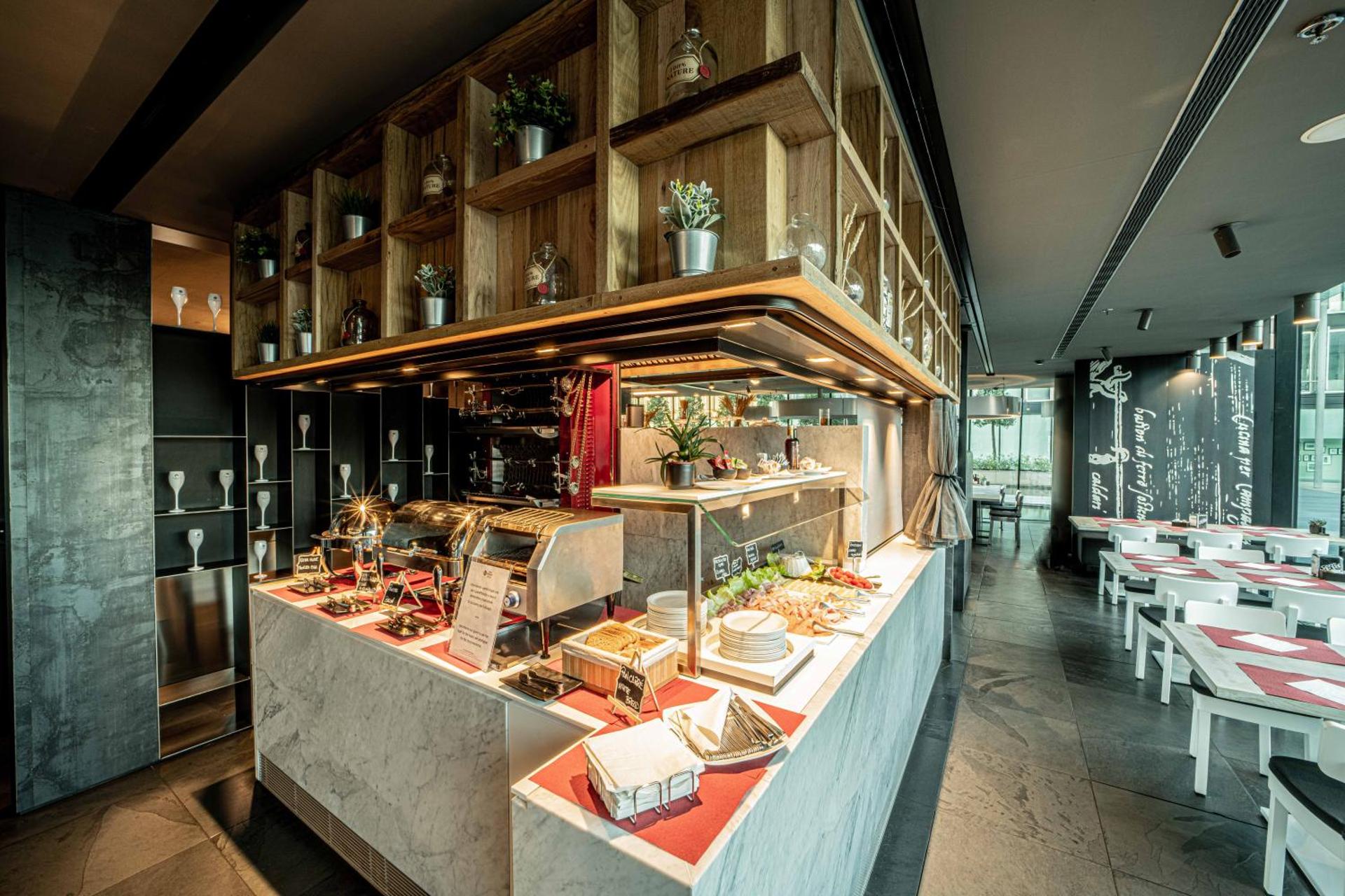 Best Western Plus Net Tower Hotel Padova - Photo 69