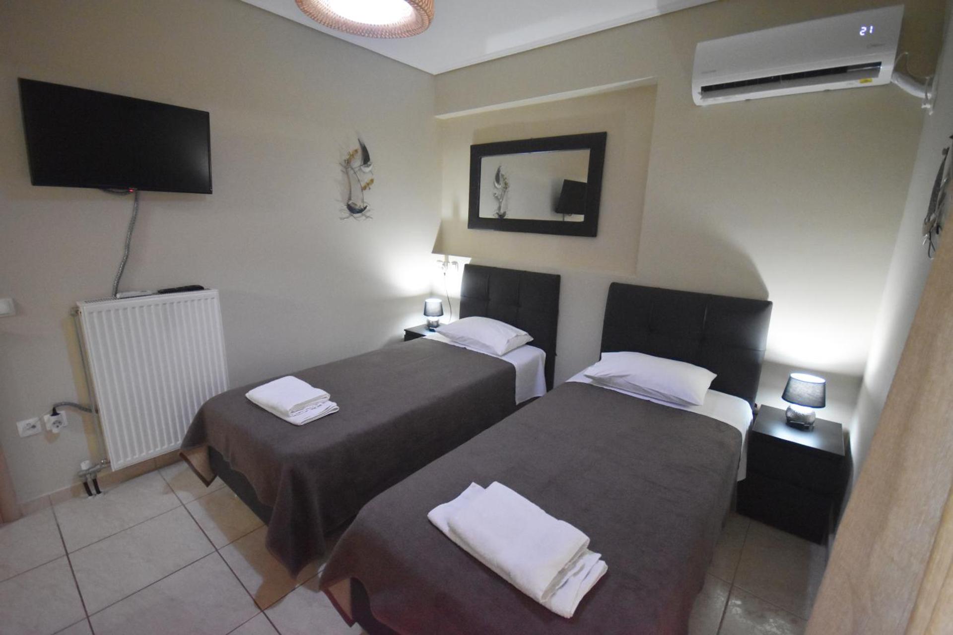 A&J Apartments or Rooms athens airport - Photo 45
