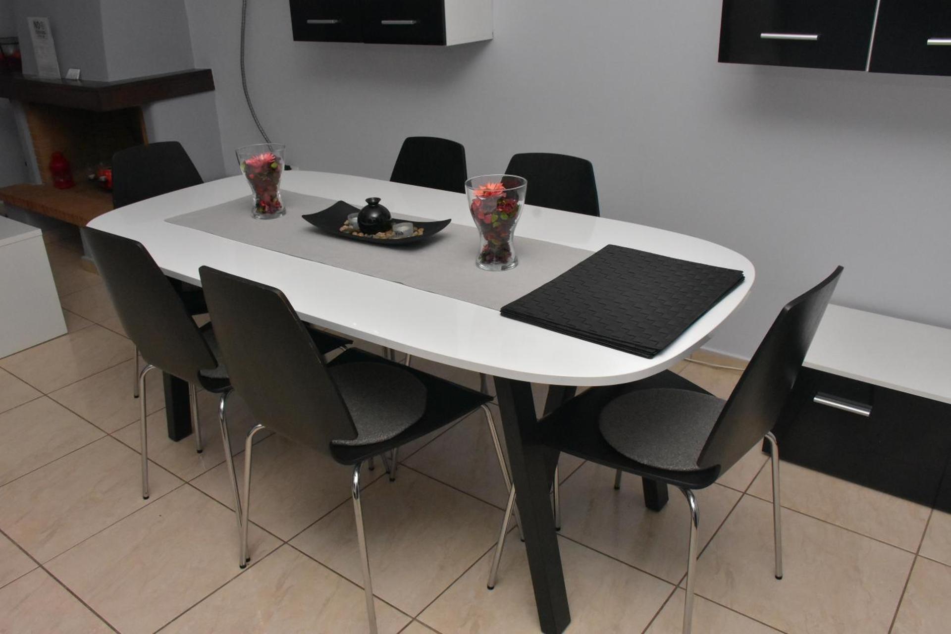 A&J Apartments or Rooms athens airport - Photo 12