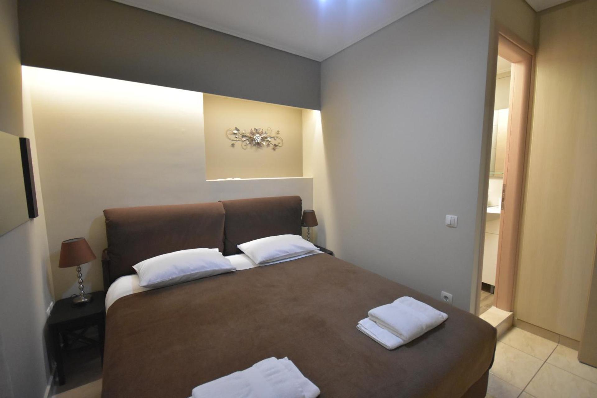 A&J Apartments or Rooms athens airport - Photo 38