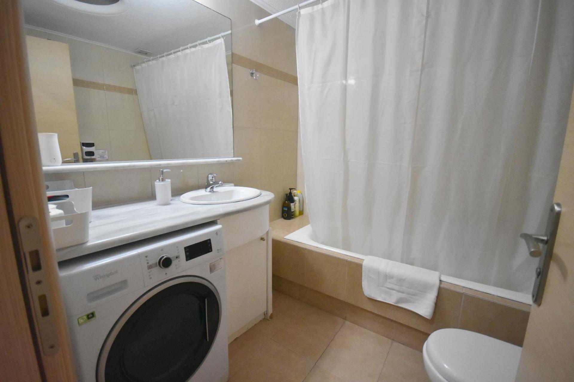 A&J Apartments or Rooms athens airport - Photo 35