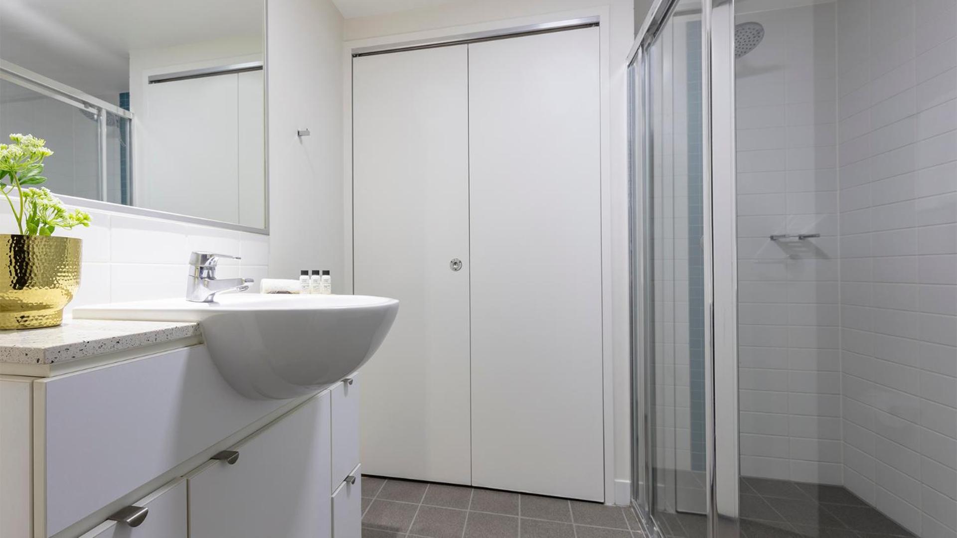 Oaks Brisbane Festival Suites - Photo 48