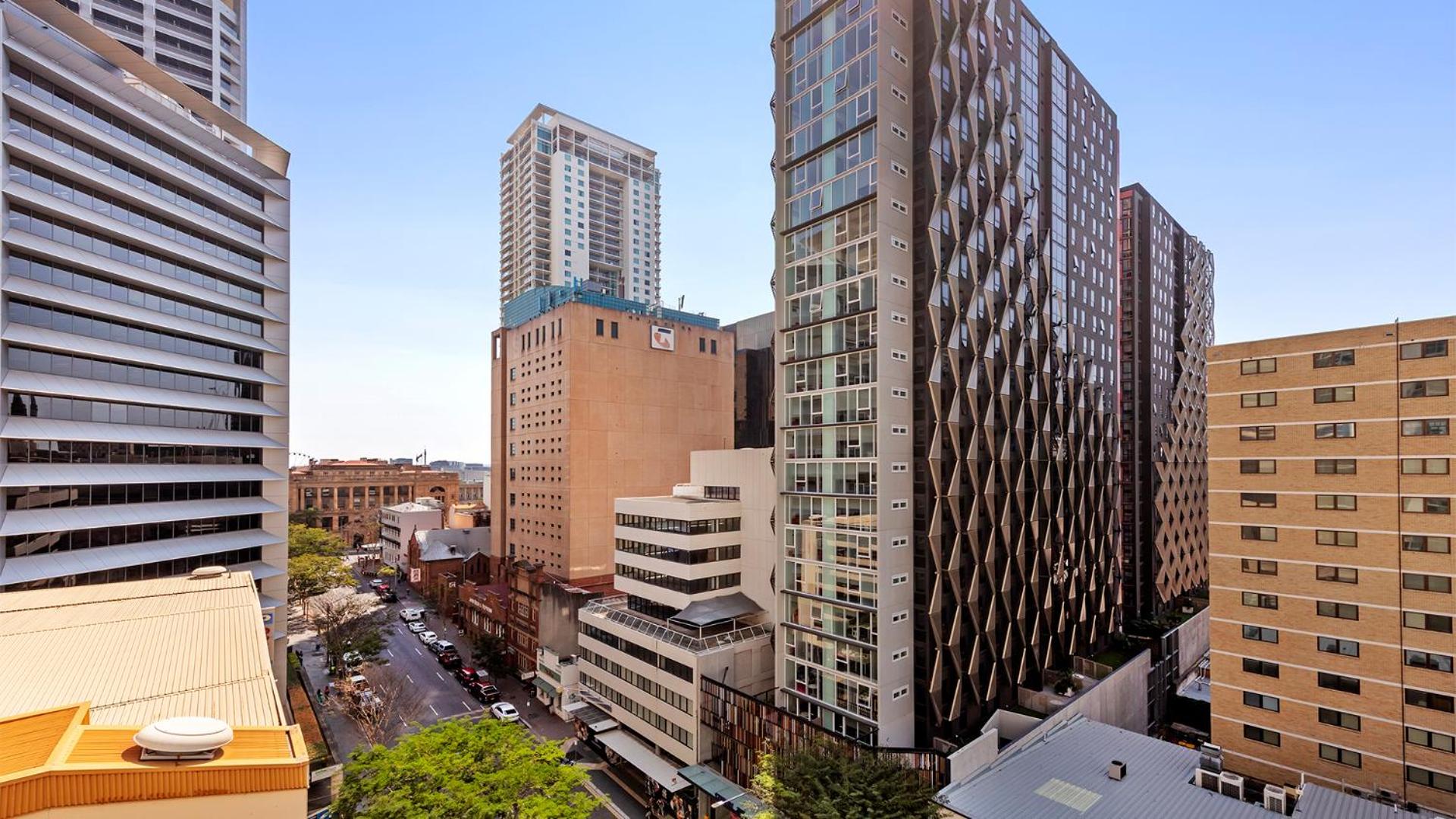 Oaks Brisbane Festival Suites - Photo 47