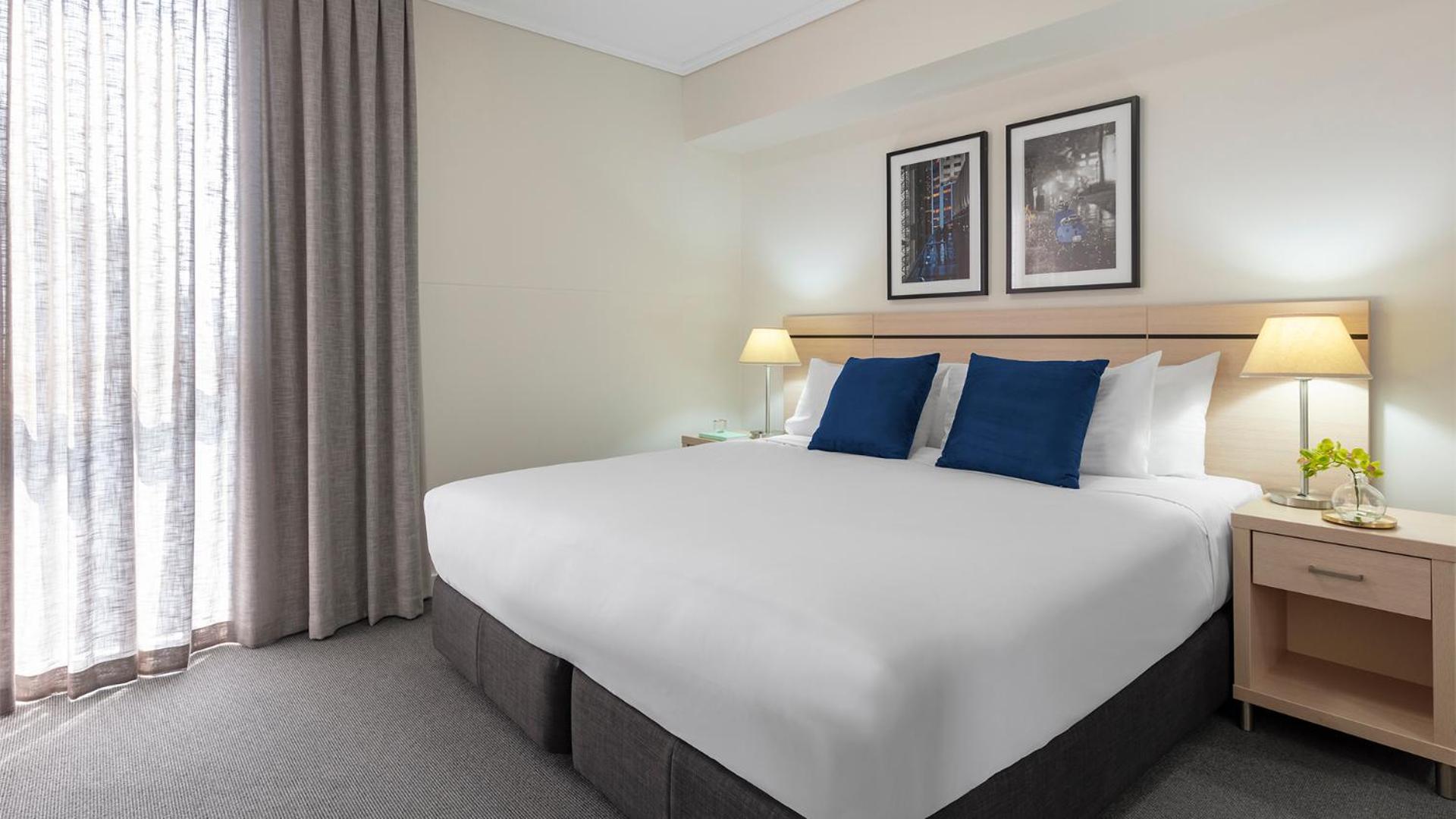 Executive One-Bedroom Apartment (High Floor) - No Housekeeping