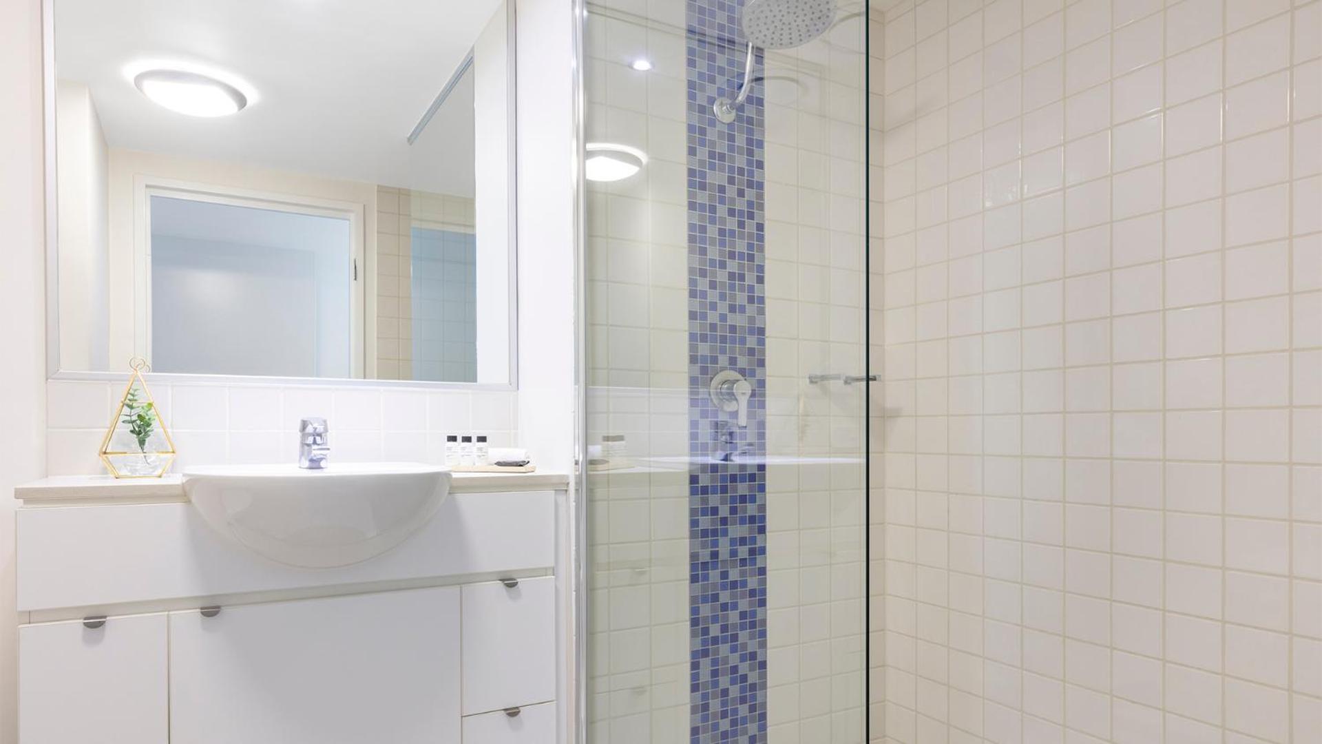 Oaks Brisbane Festival Suites - Photo 38