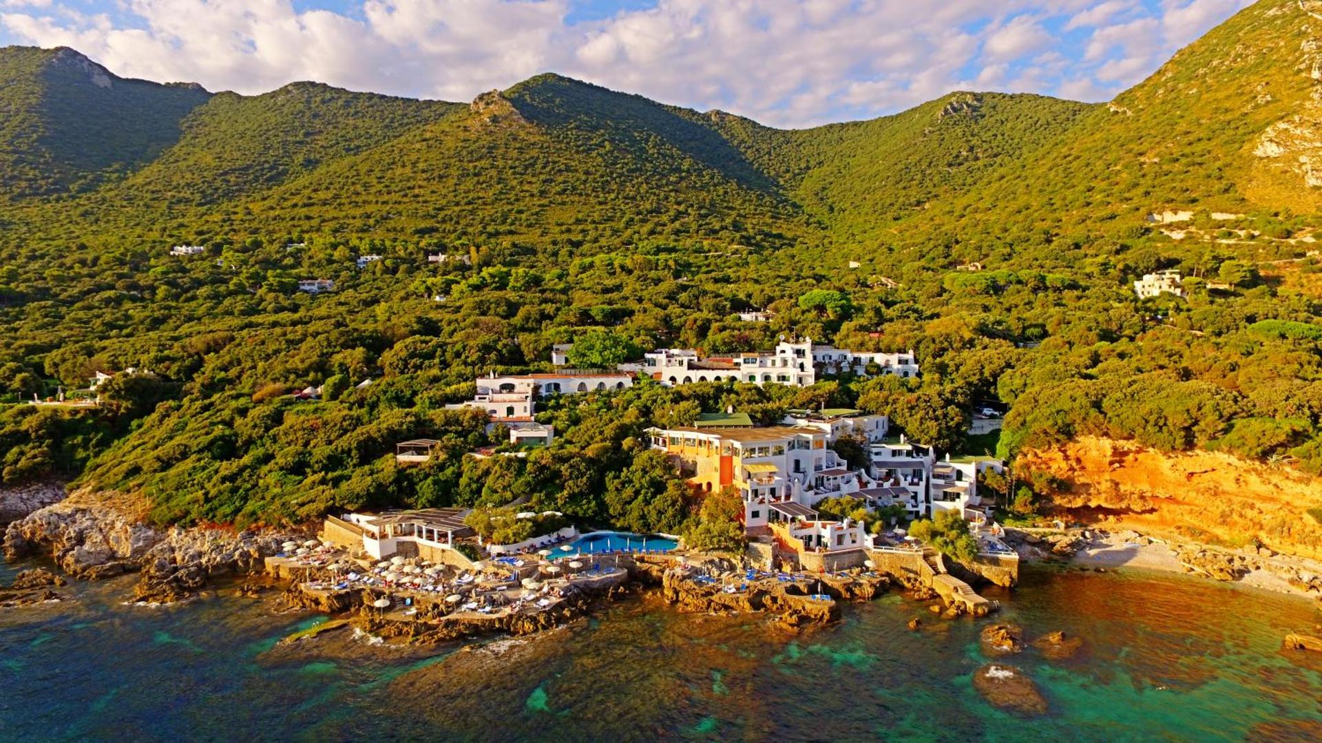 Hotel Punta Rossa - Photo 82