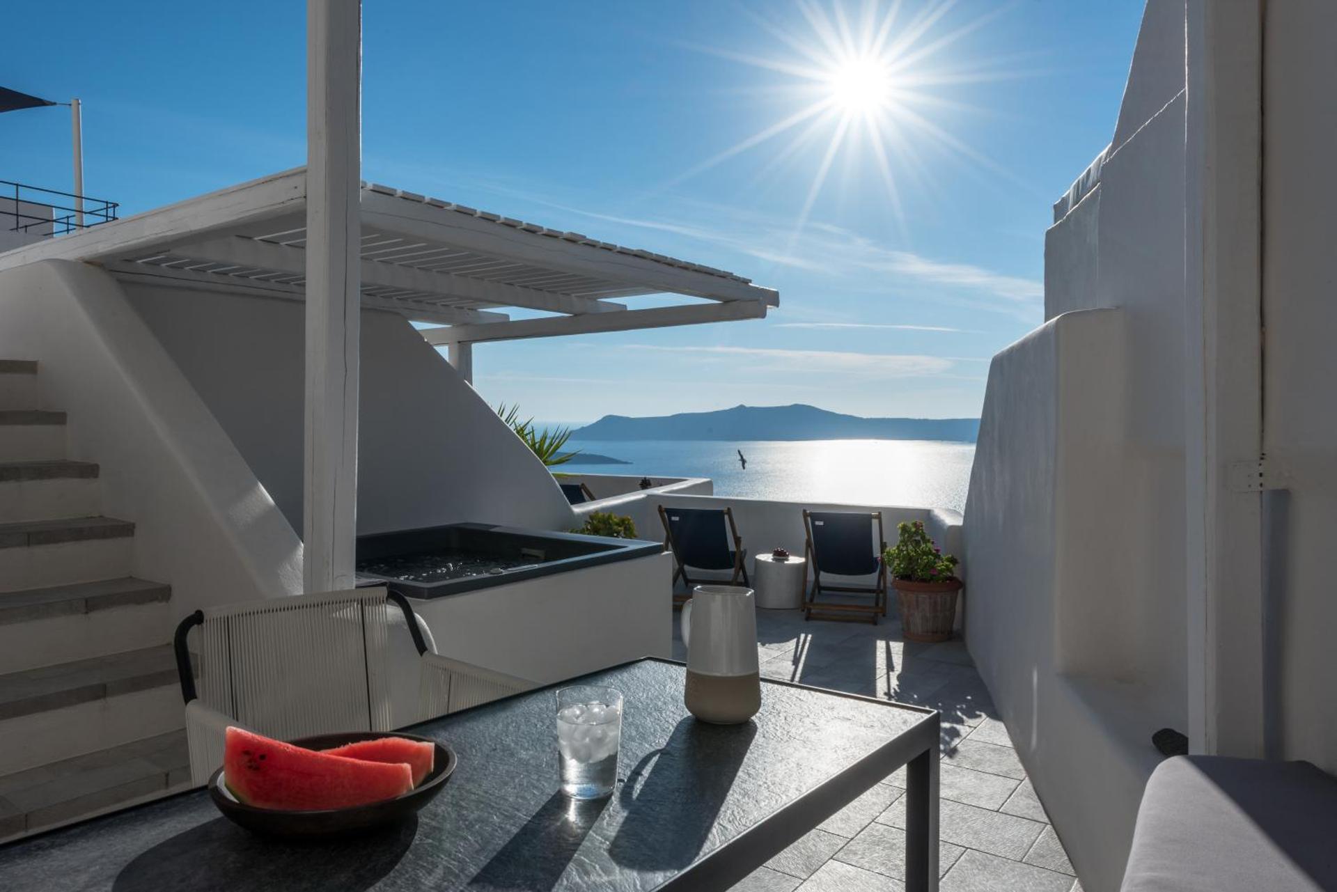 Porto Fira Suites - Photo 40