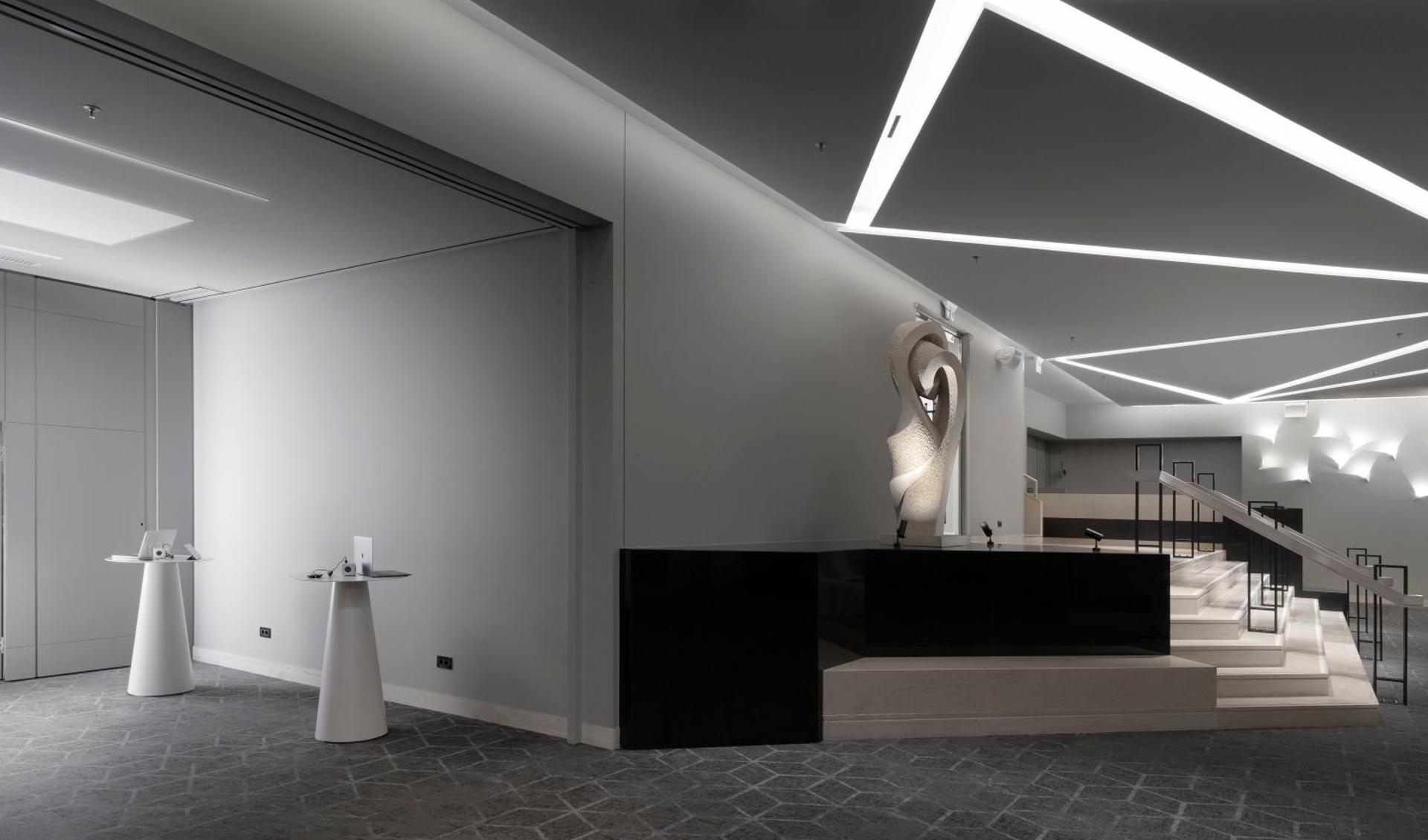 Crowne Plaza Athens City Centre by IHG - Photo 37