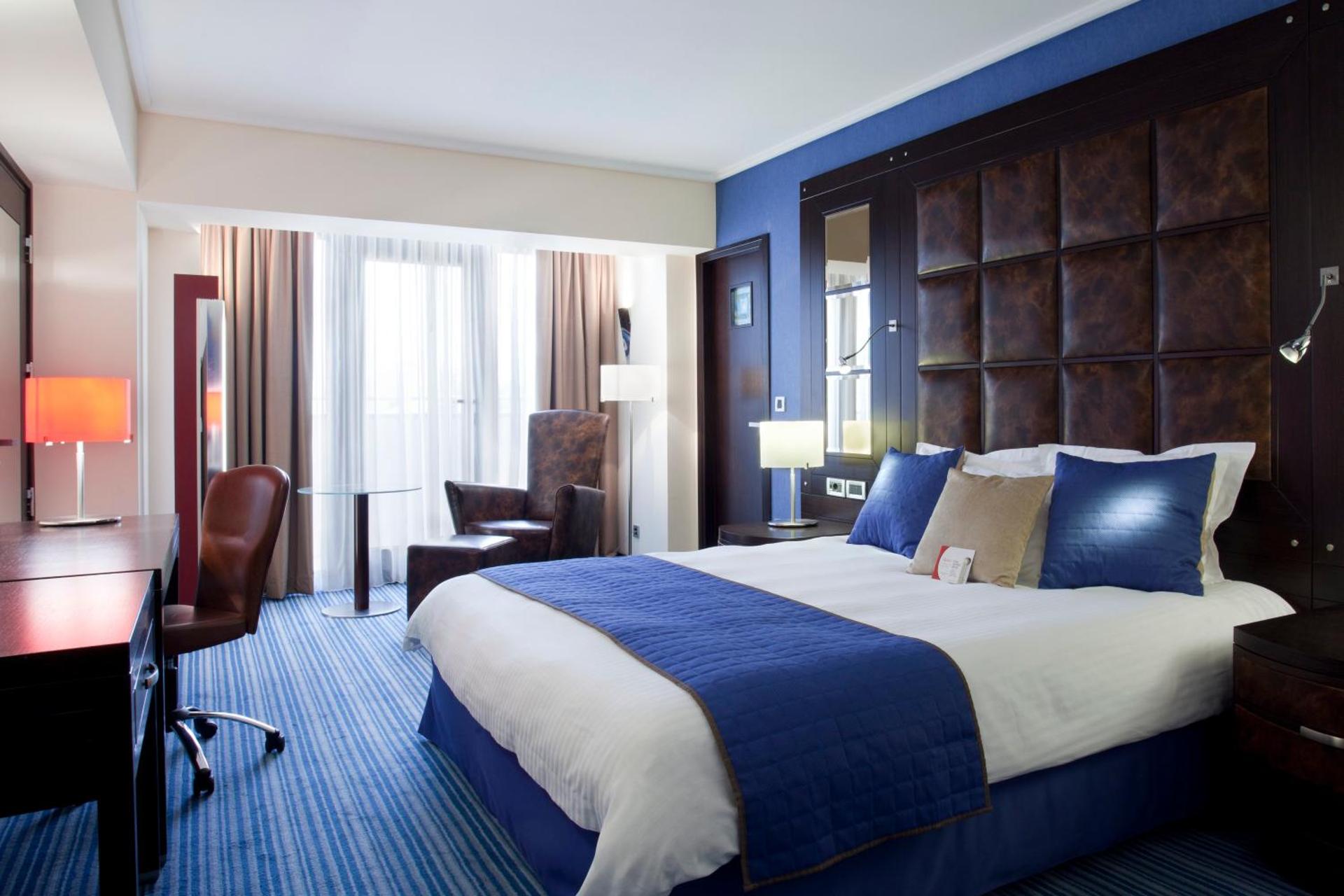 Crowne Plaza Athens City Centre by IHG - Photo 8