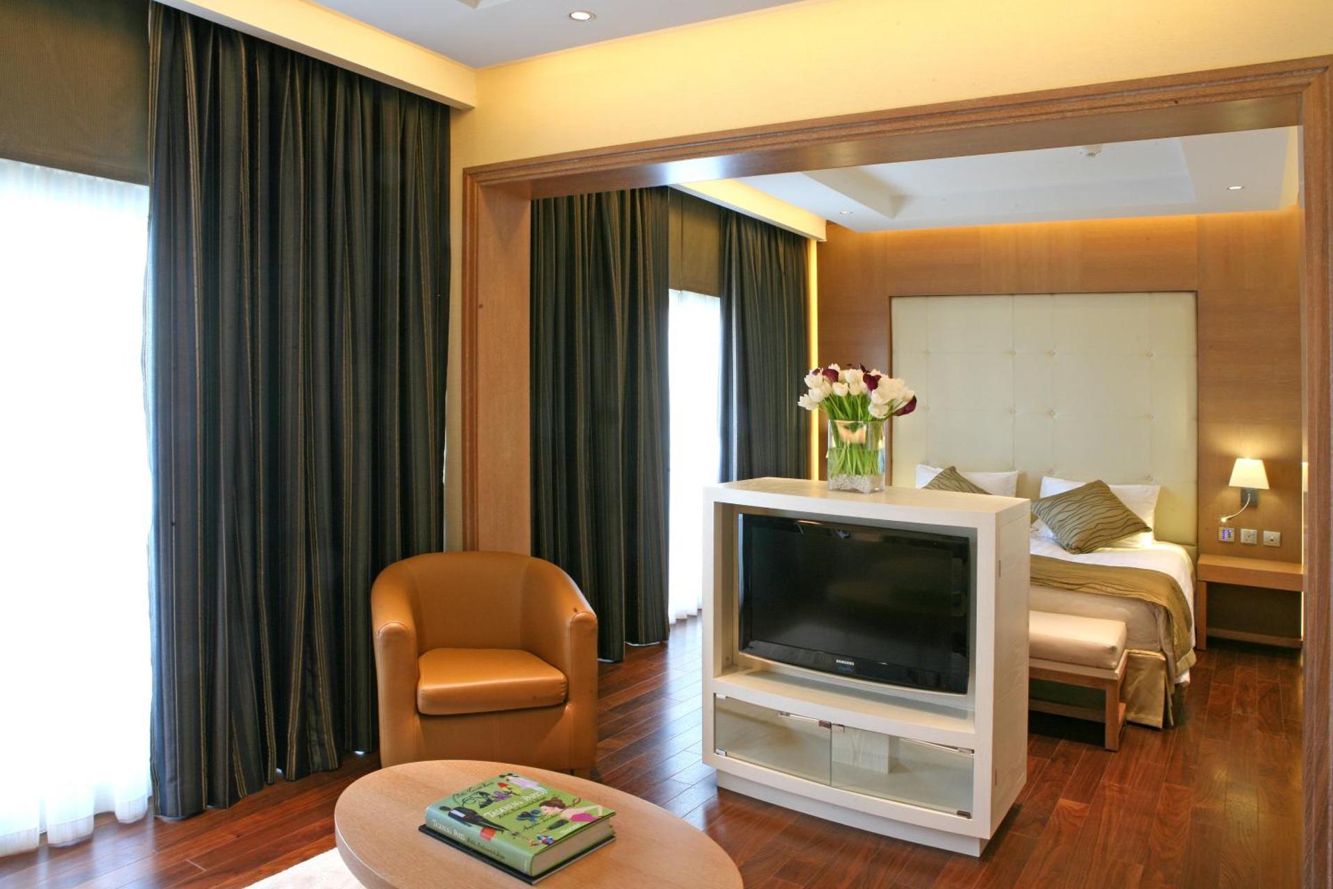 Crowne Plaza Limassol by IHG - Photo 12