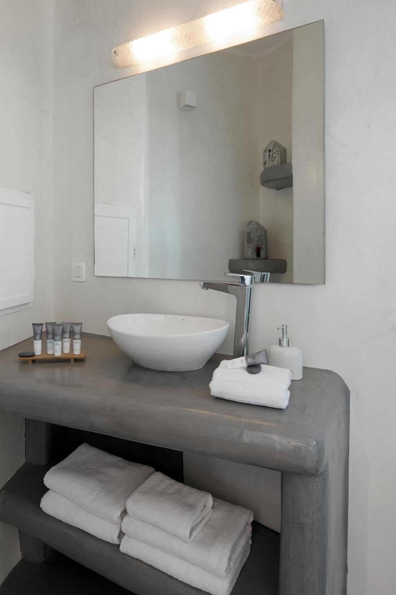 Suites of the Gods Cave Spa Hotel - Photo 46