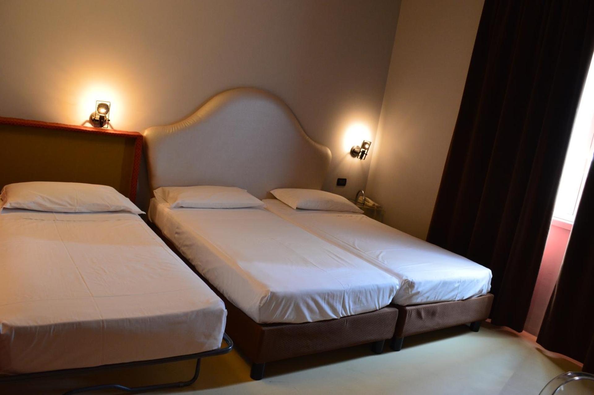 Art Hotel Boston - Photo 65