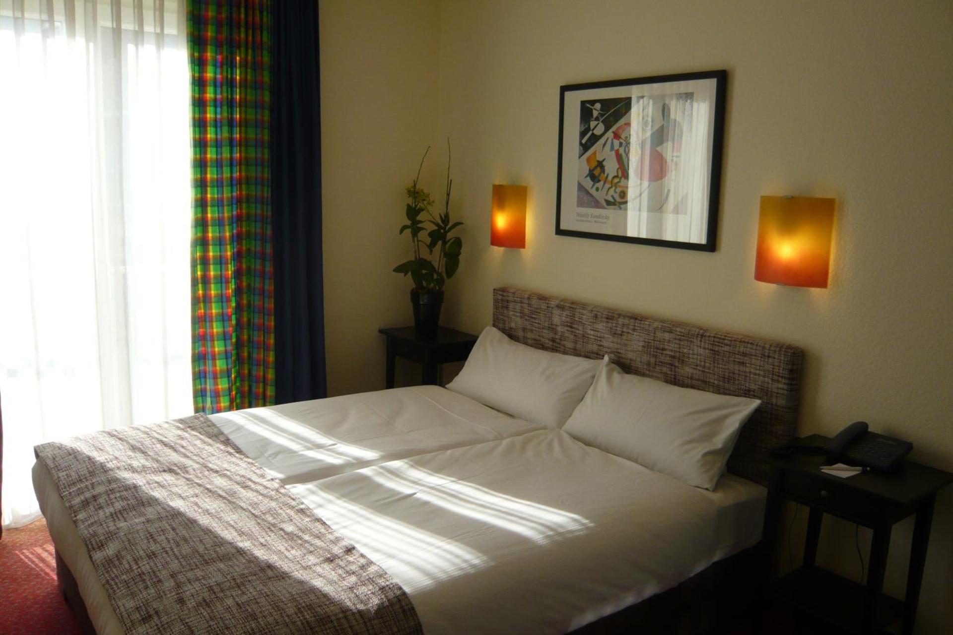 Hotel Nymphenburg City - München - Photo 41