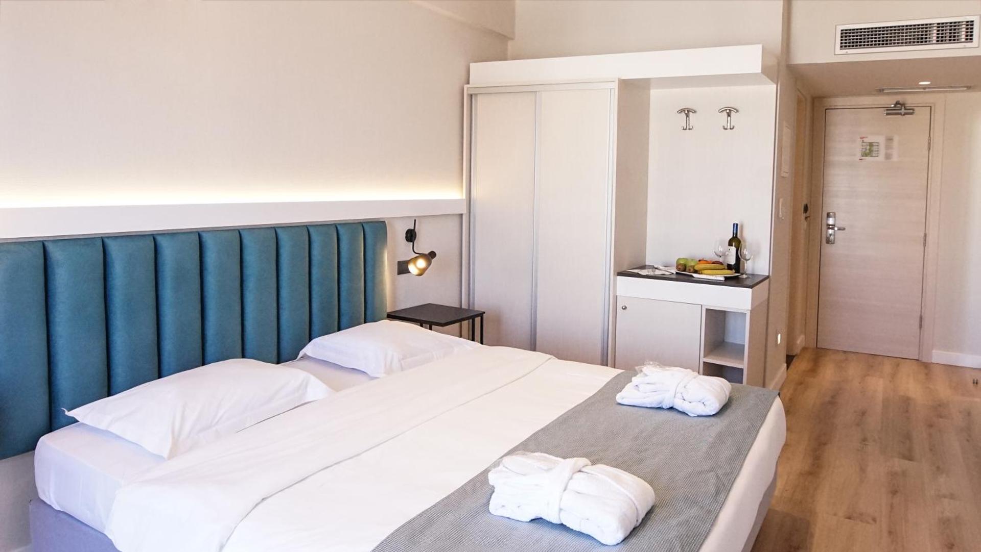 Athens Cypria Hotel - Photo 25