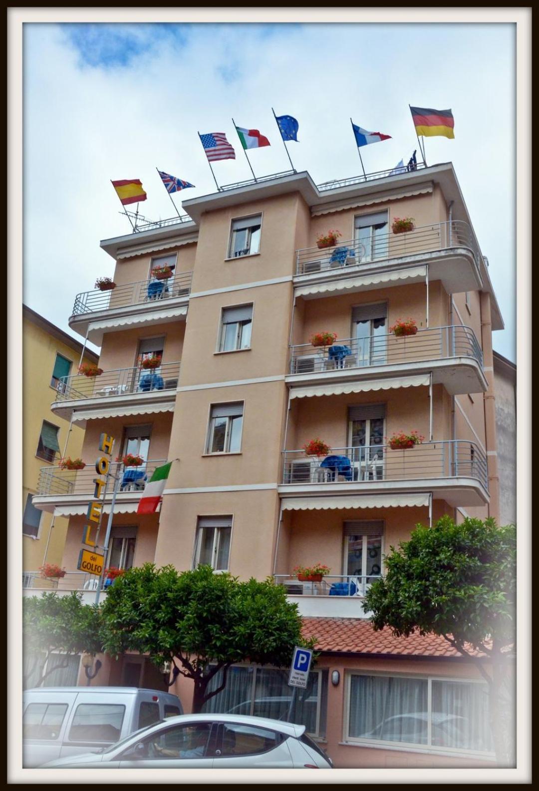 Hotel Del Golfo - Photo 34