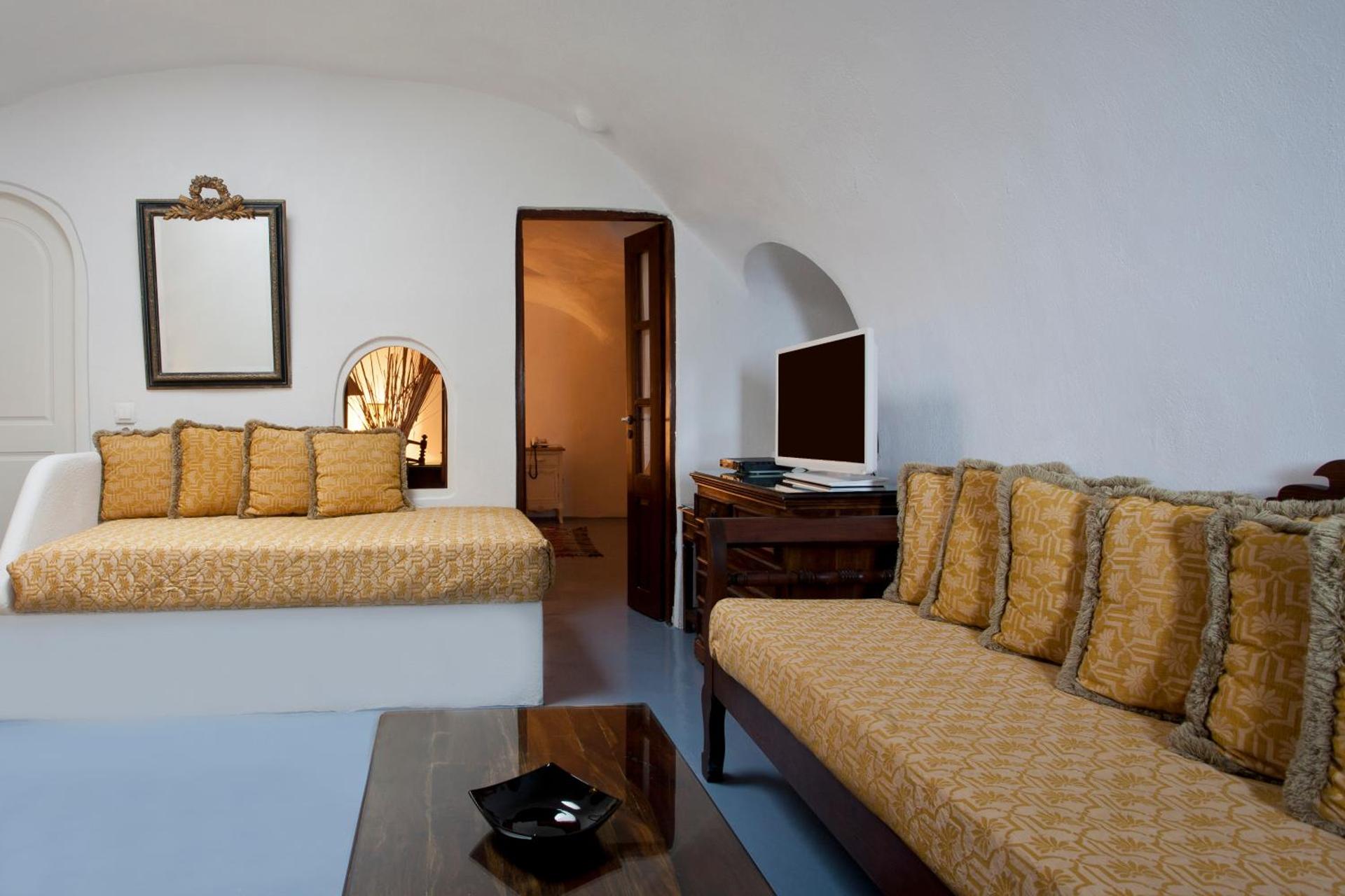 Alexander's Suites - Photo 89