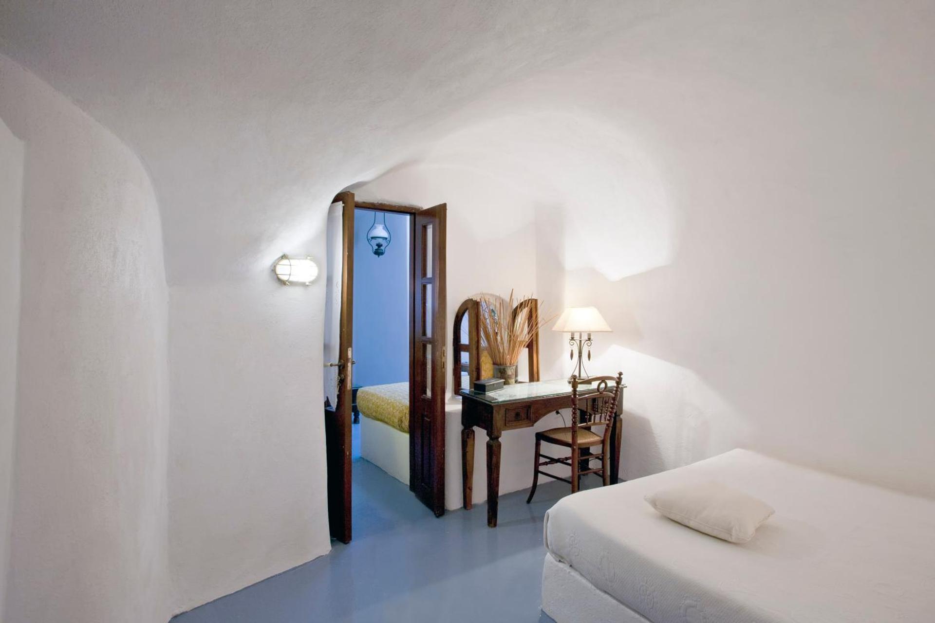 Alexander's Suites - Photo 106