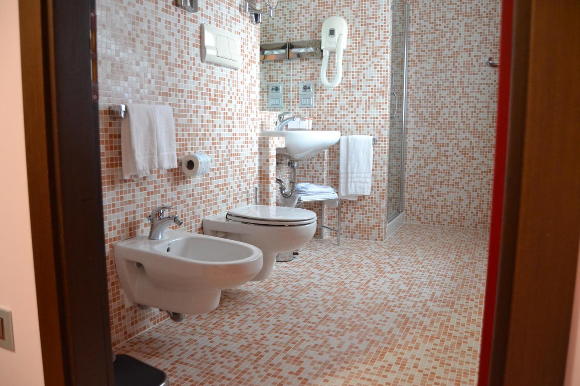 don guglielmo panoramic hotel & spa - Photo 32